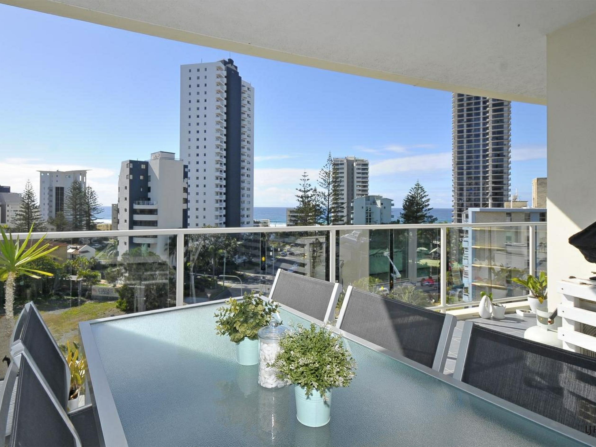 605/18 Fern Street, SURFERS PARADISE