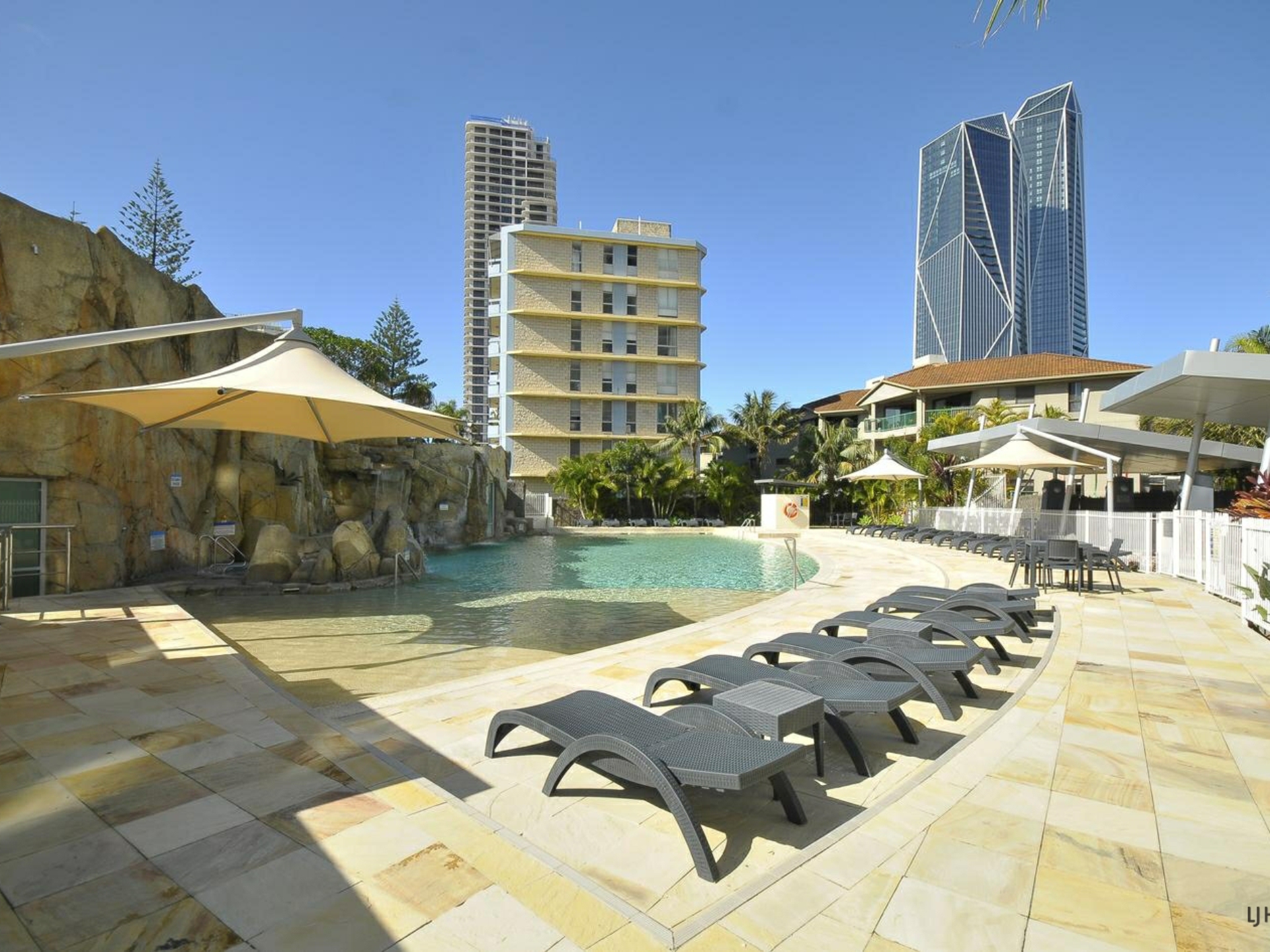 605/18 Fern Street, SURFERS PARADISE