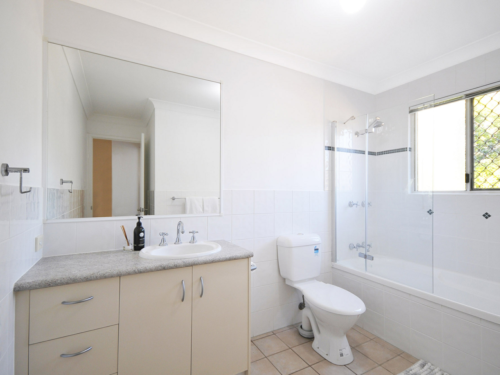 10/20 Douma Drive, MUDGEERABA