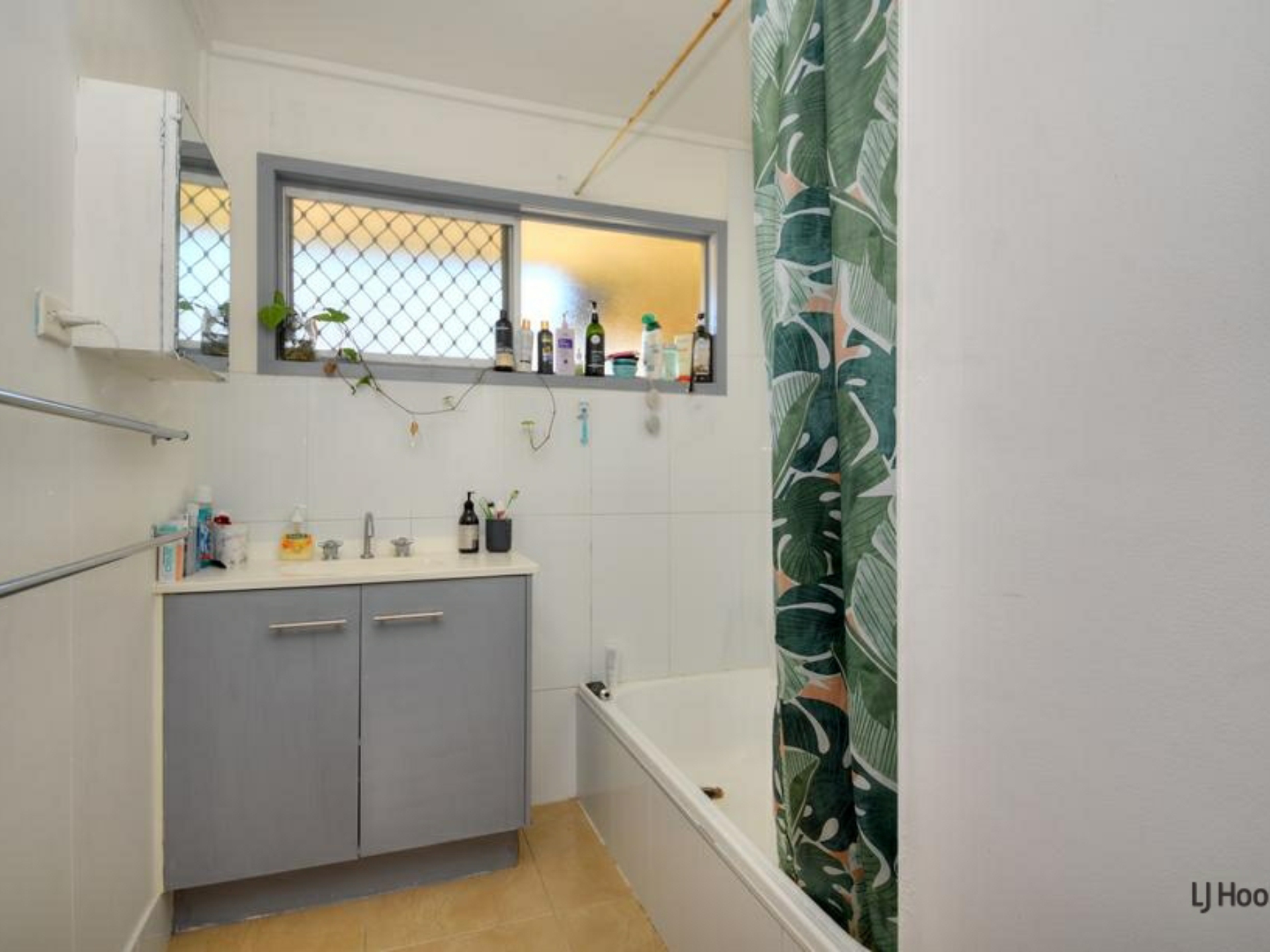 88 Guineas Creek Road, CURRUMBIN WATERS