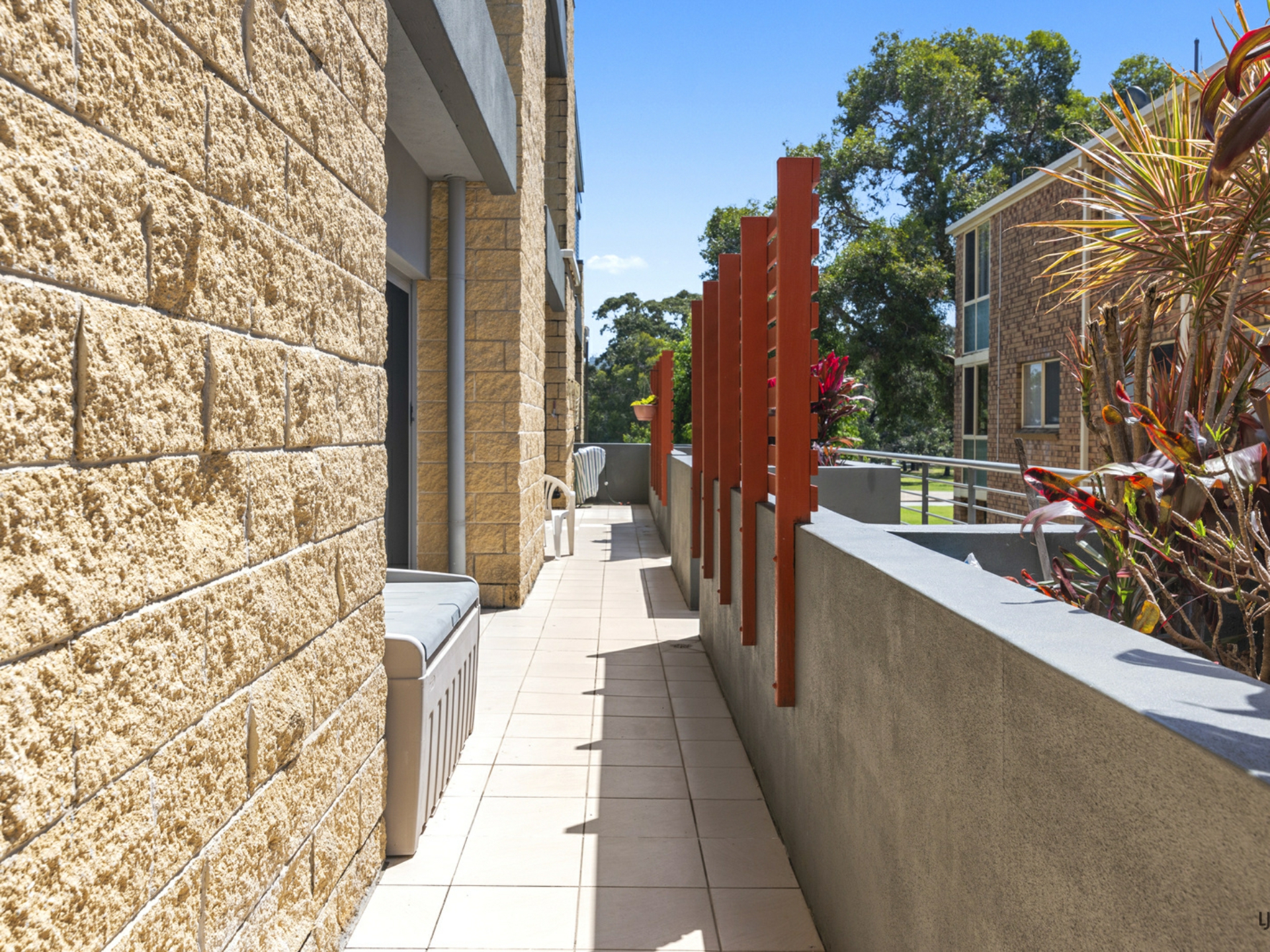 2/3 Carmichael Close, COOLANGATTA