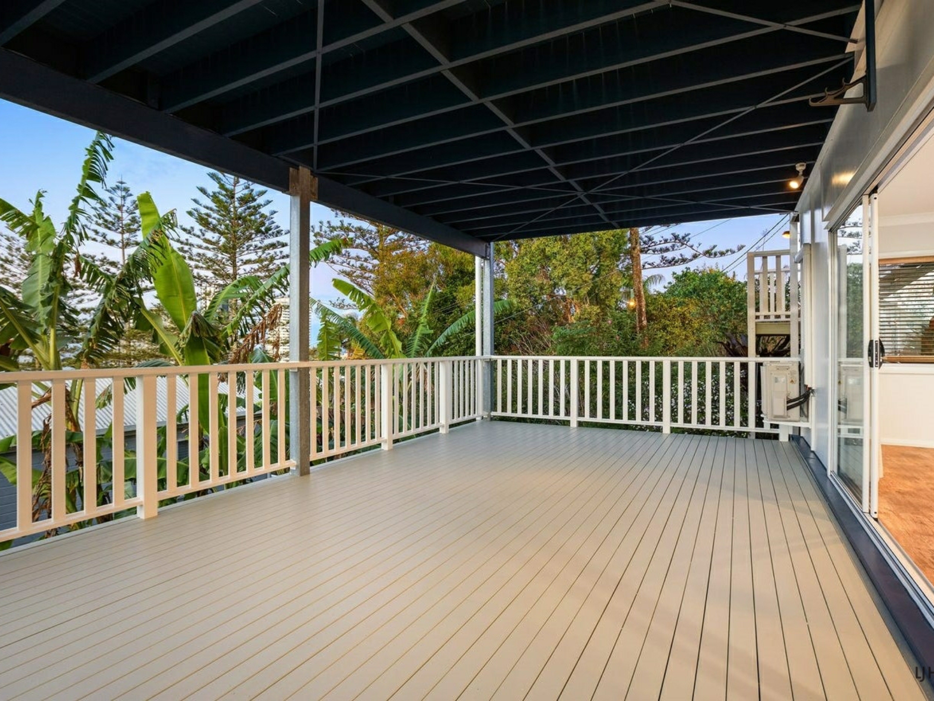 49 Garrick Street Coolangatta QLD