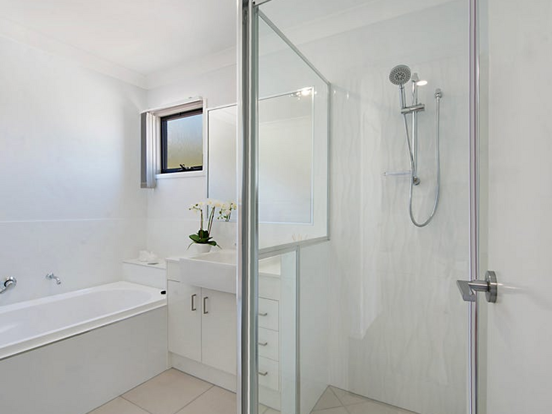 13/6 Border Drive North, CURRUMBIN WATERS