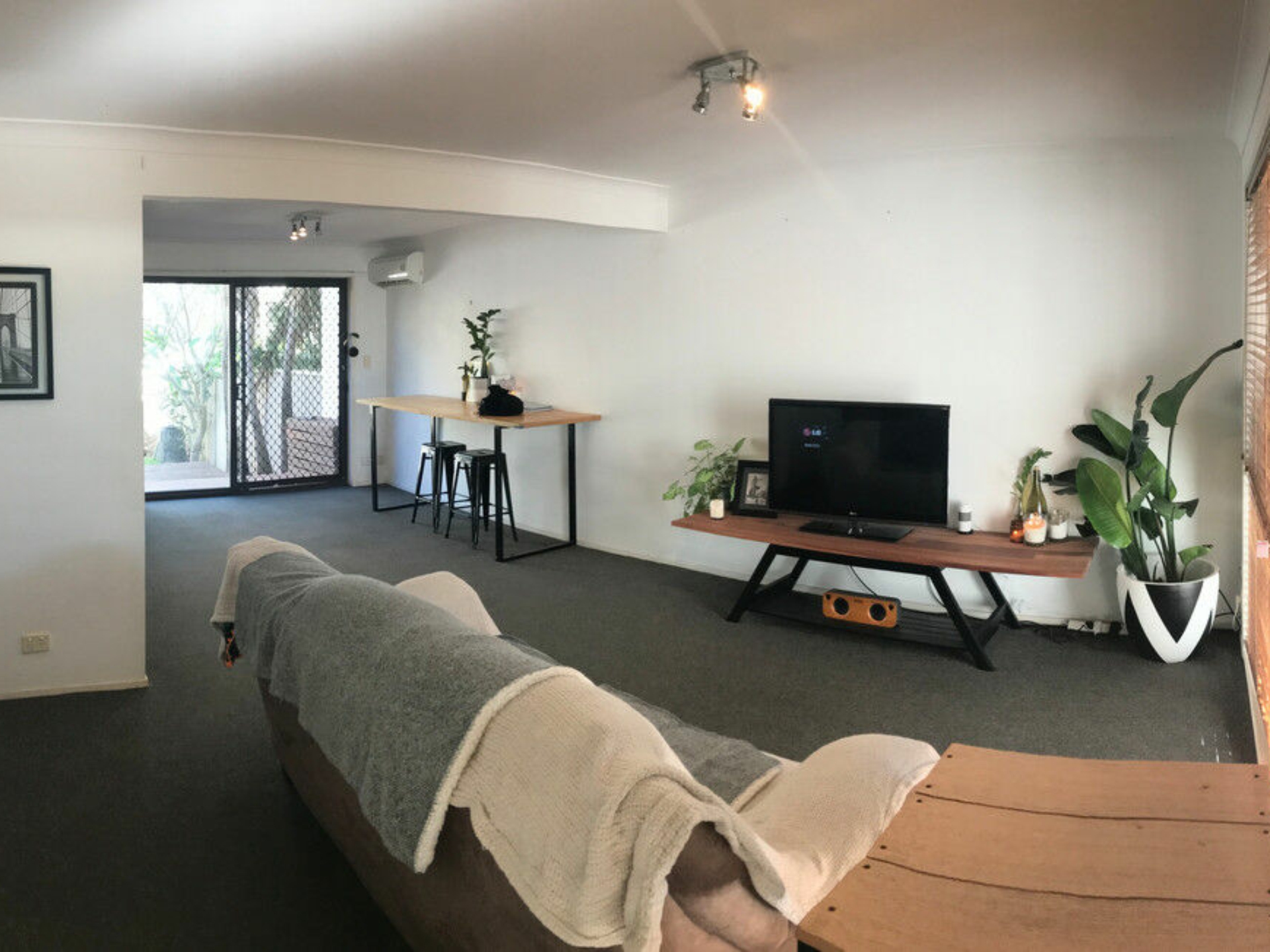 24/2 Karbunya Street, MERMAID WATERS