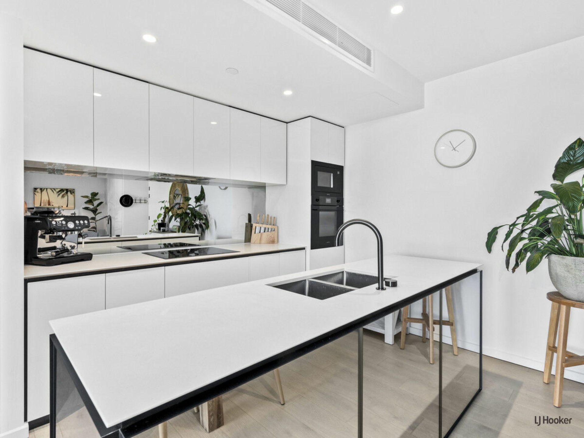 2102/1328 Gold Coast Highway, PALM BEACH