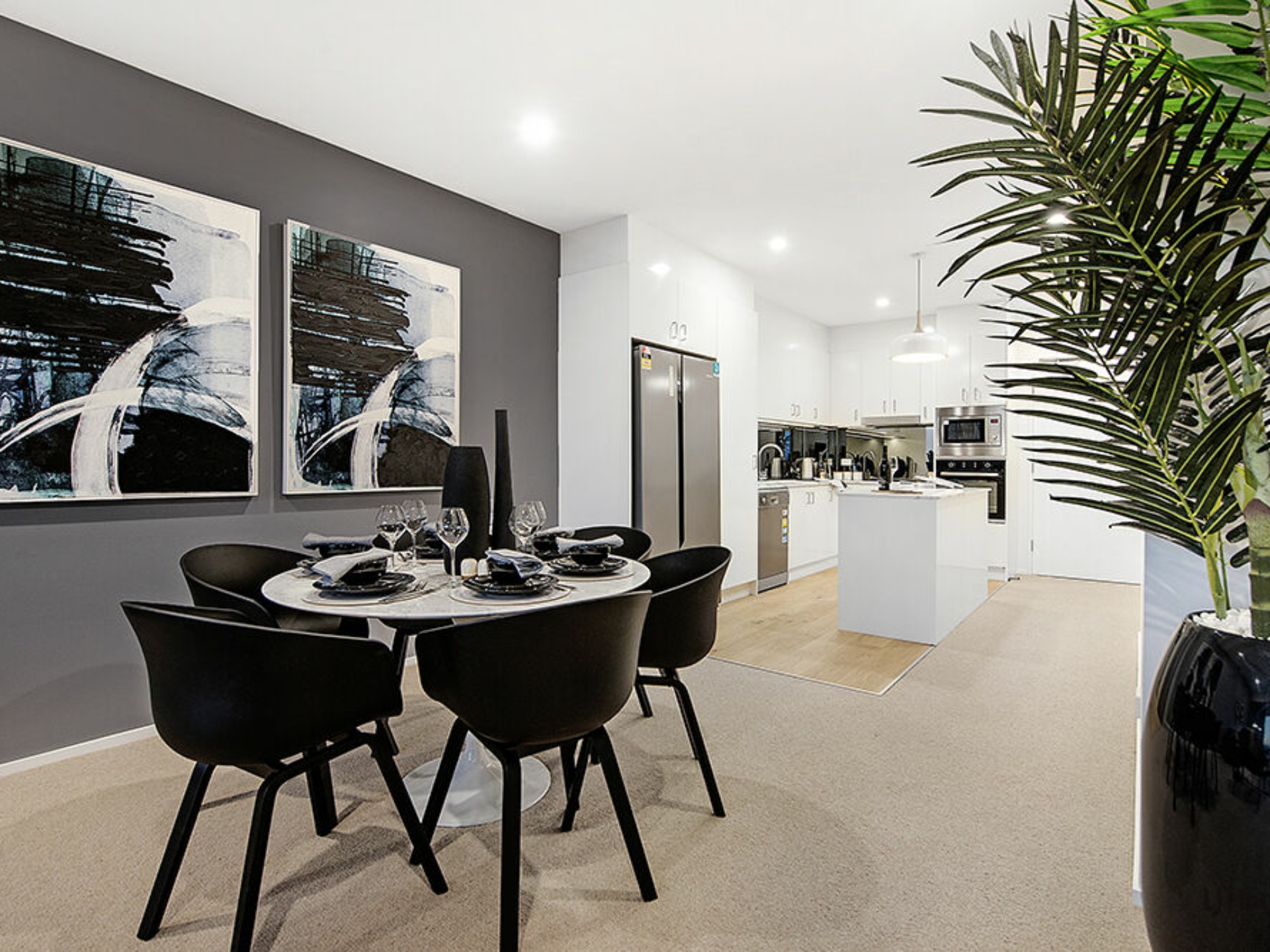 301/51 Peerless Avenue, MERMAID BEACH