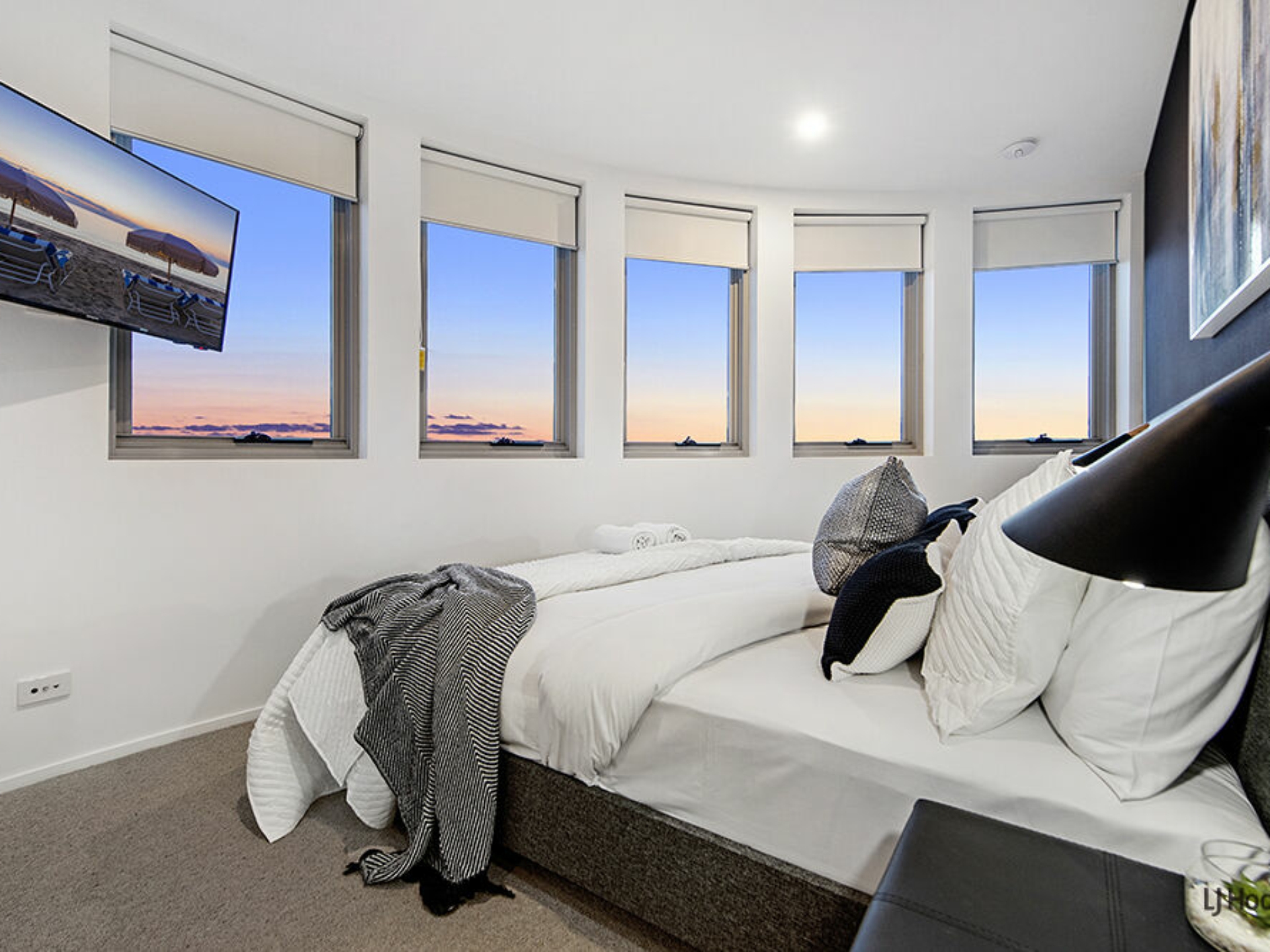 301/51 Peerless Avenue, MERMAID BEACH