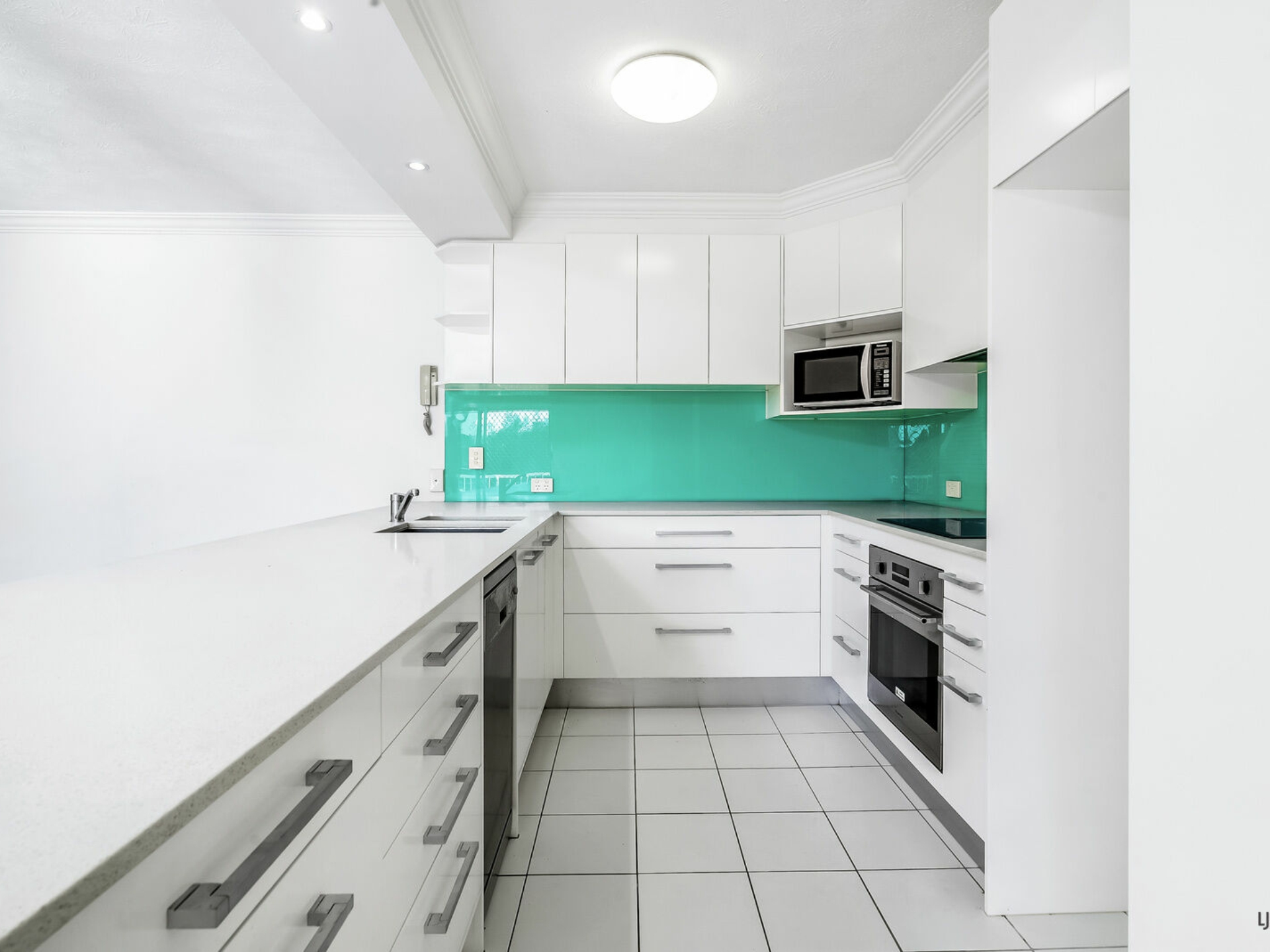 7/29-31A Dixon Street, COOLANGATTA