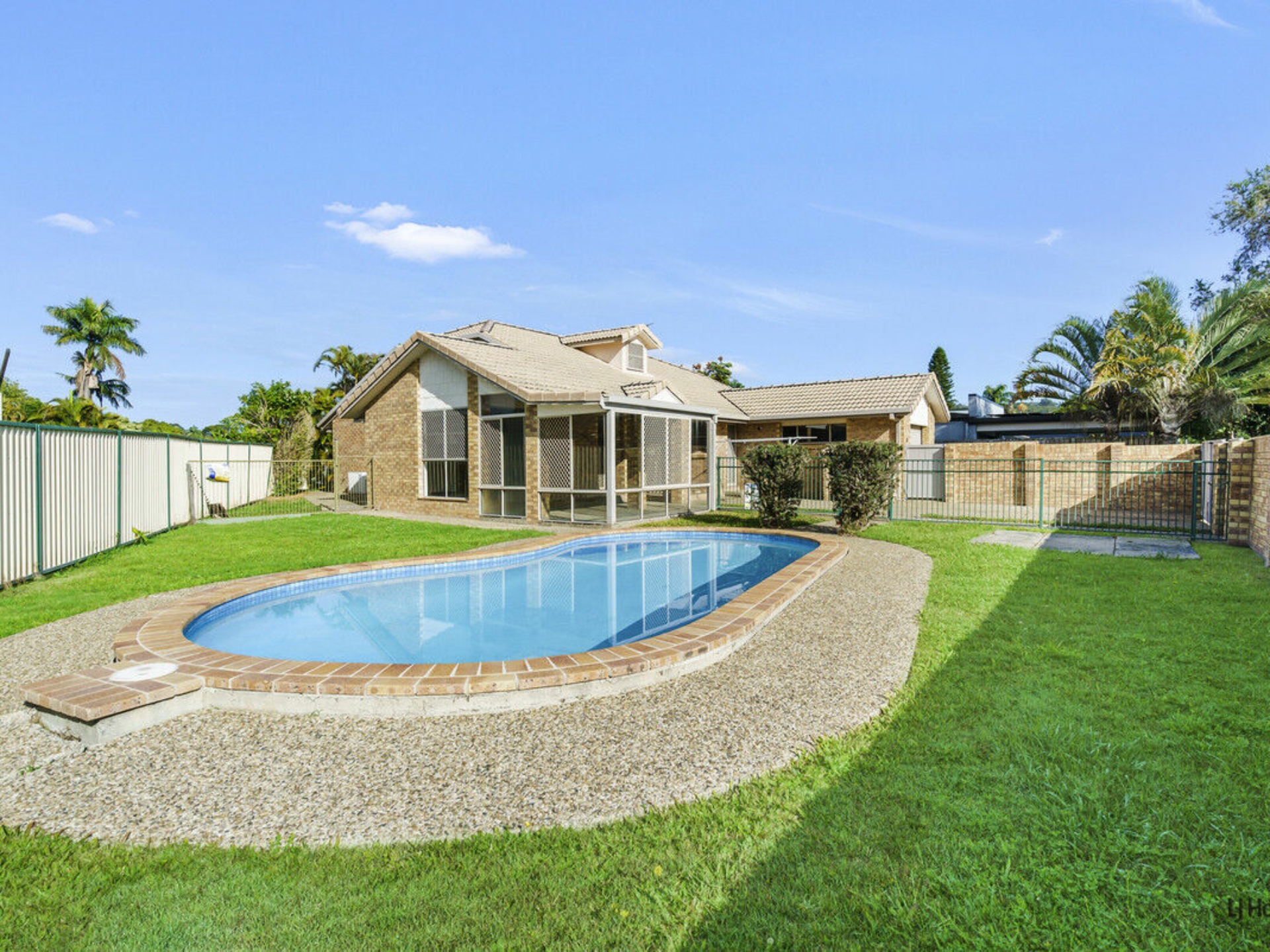 20 Mainsail Street, CURRUMBIN WATERS