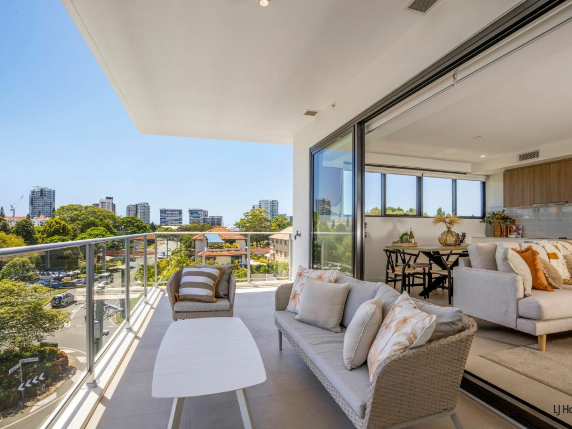 22/15 Dutton Street, COOLANGATTA