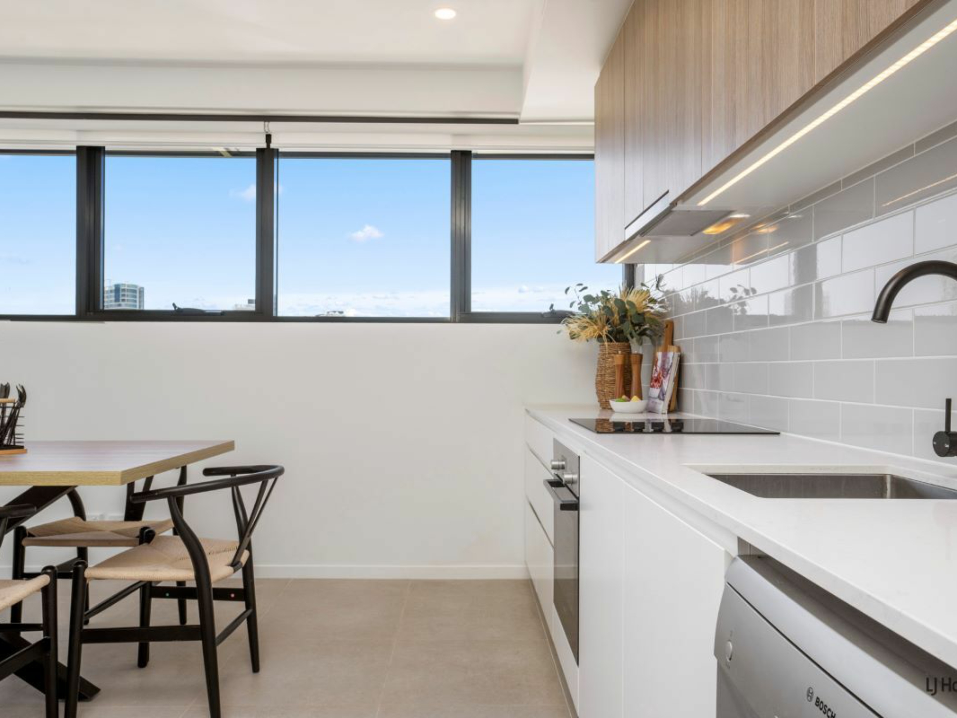 22/15 Dutton Street, COOLANGATTA
