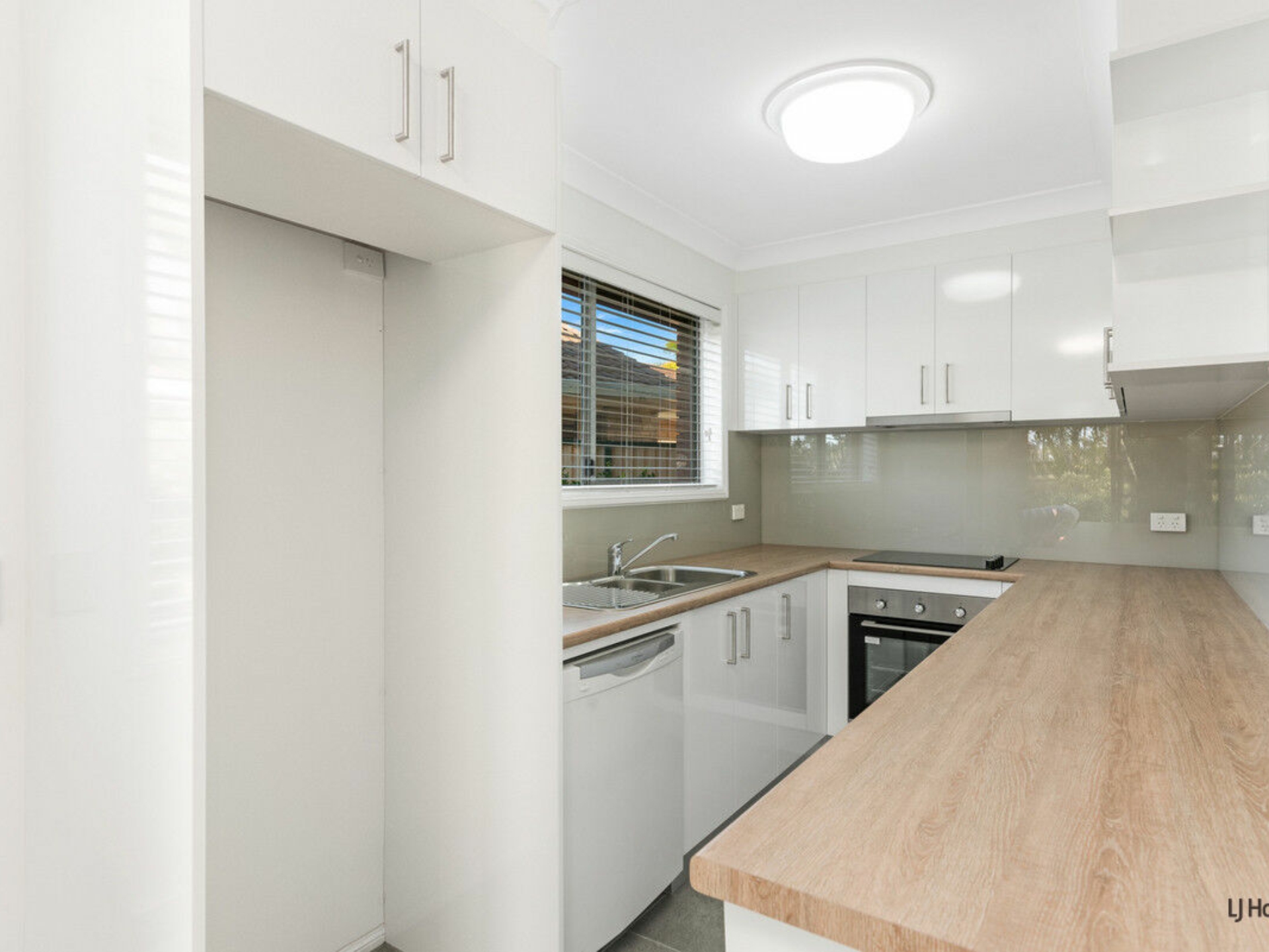 26/43 Murtha Drive, ELANORA