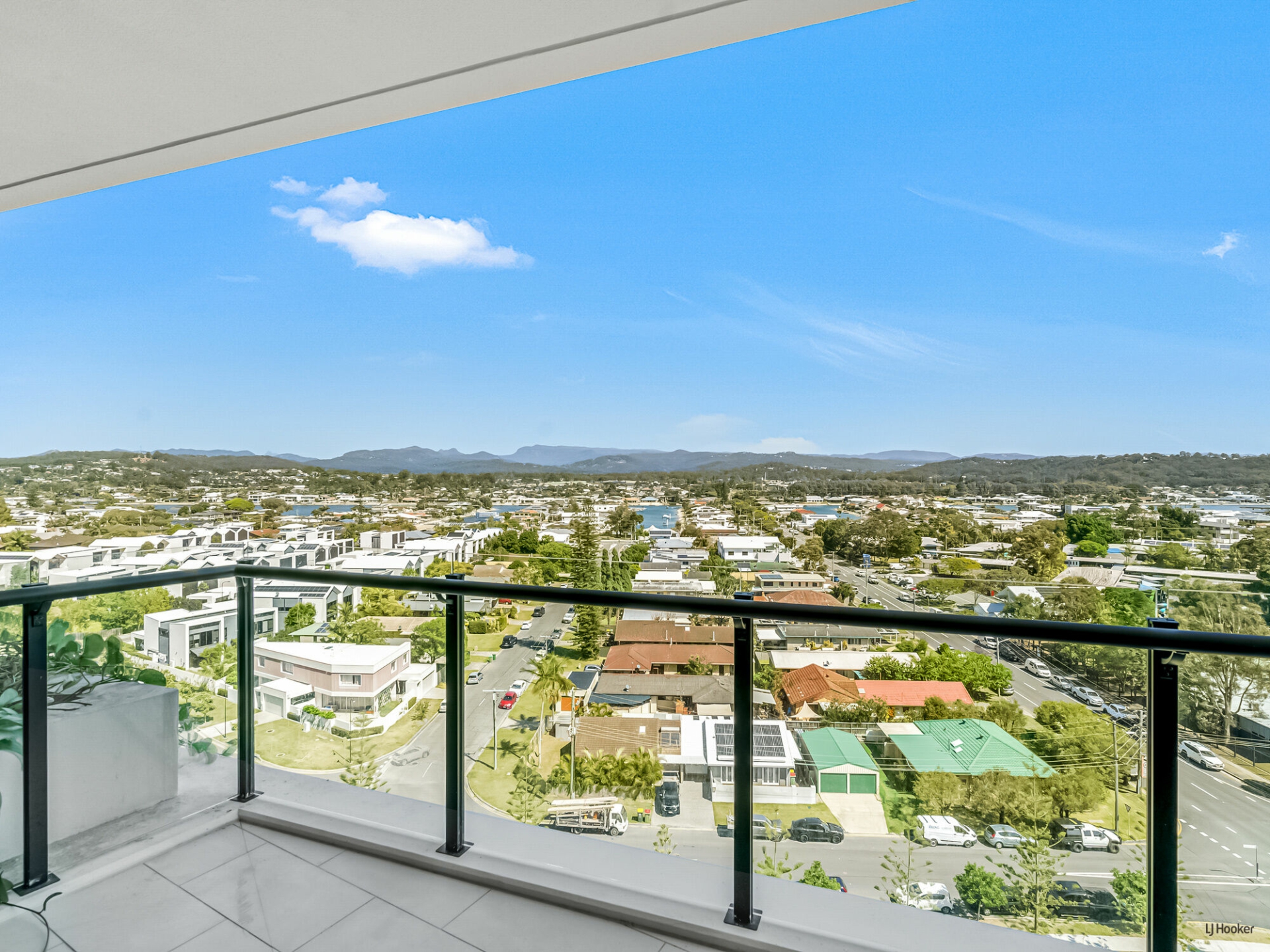 21006/1328 Gold Coast Highway, PALM BEACH