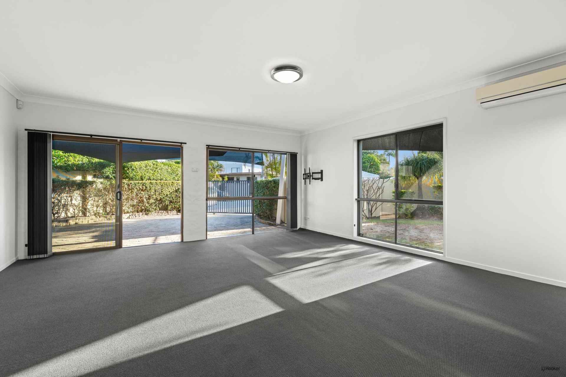54 Mallawa Drive, PALM BEACH