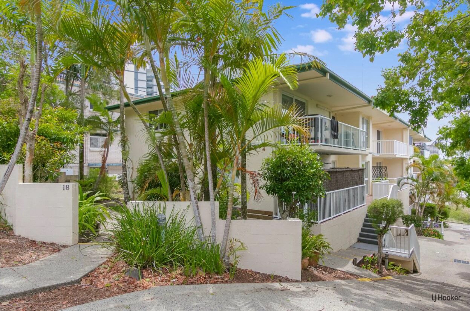 4/18-20 Garrick Street, COOLANGATTA