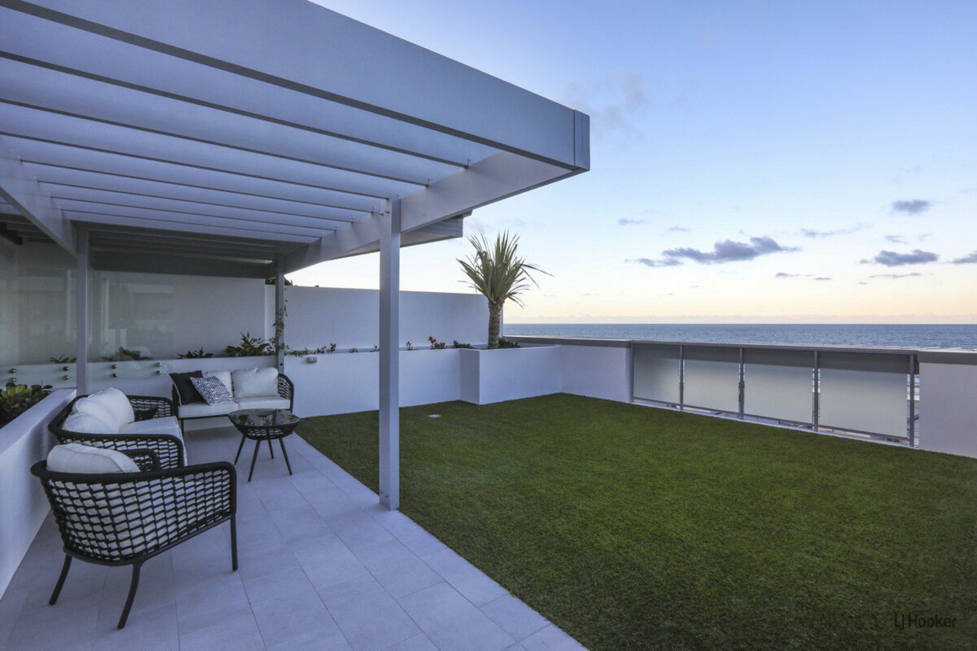 409/10 Third Avenue, PALM BEACH