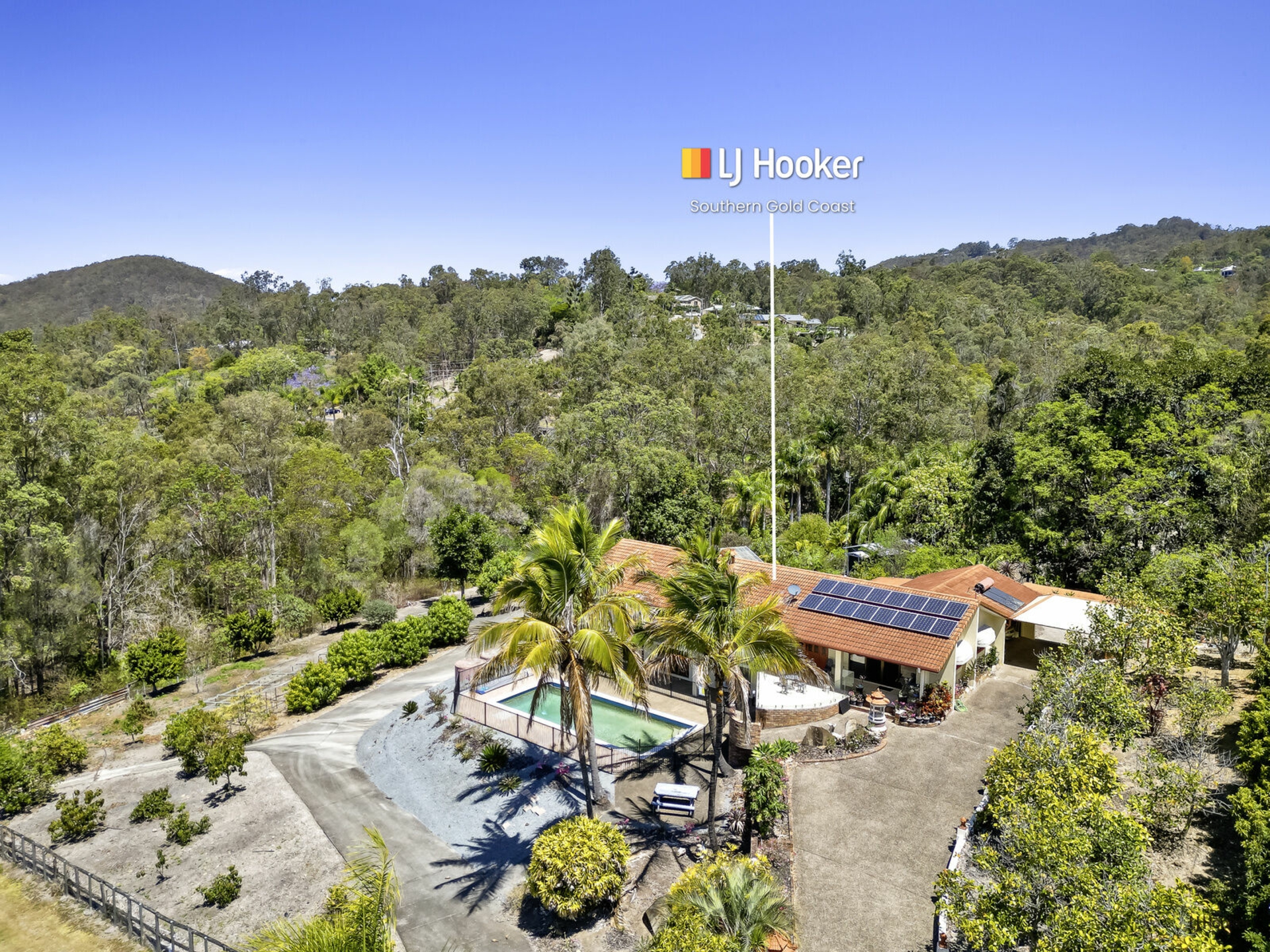 9 Akama Court, MUDGEERABA