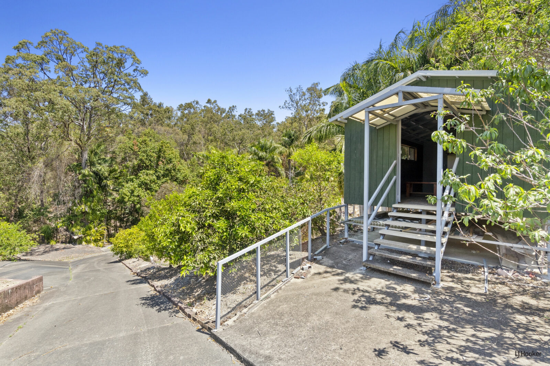 9 Akama Court, MUDGEERABA