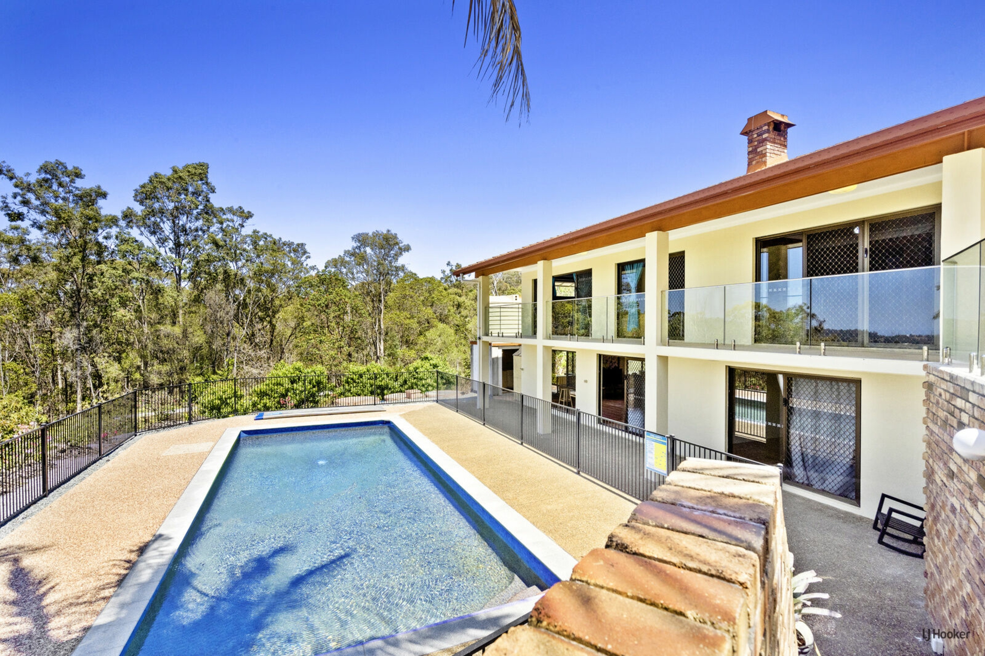 9 Akama Court, MUDGEERABA