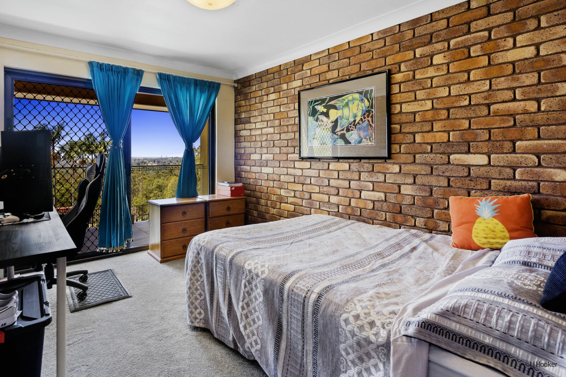 9 Akama Court, MUDGEERABA