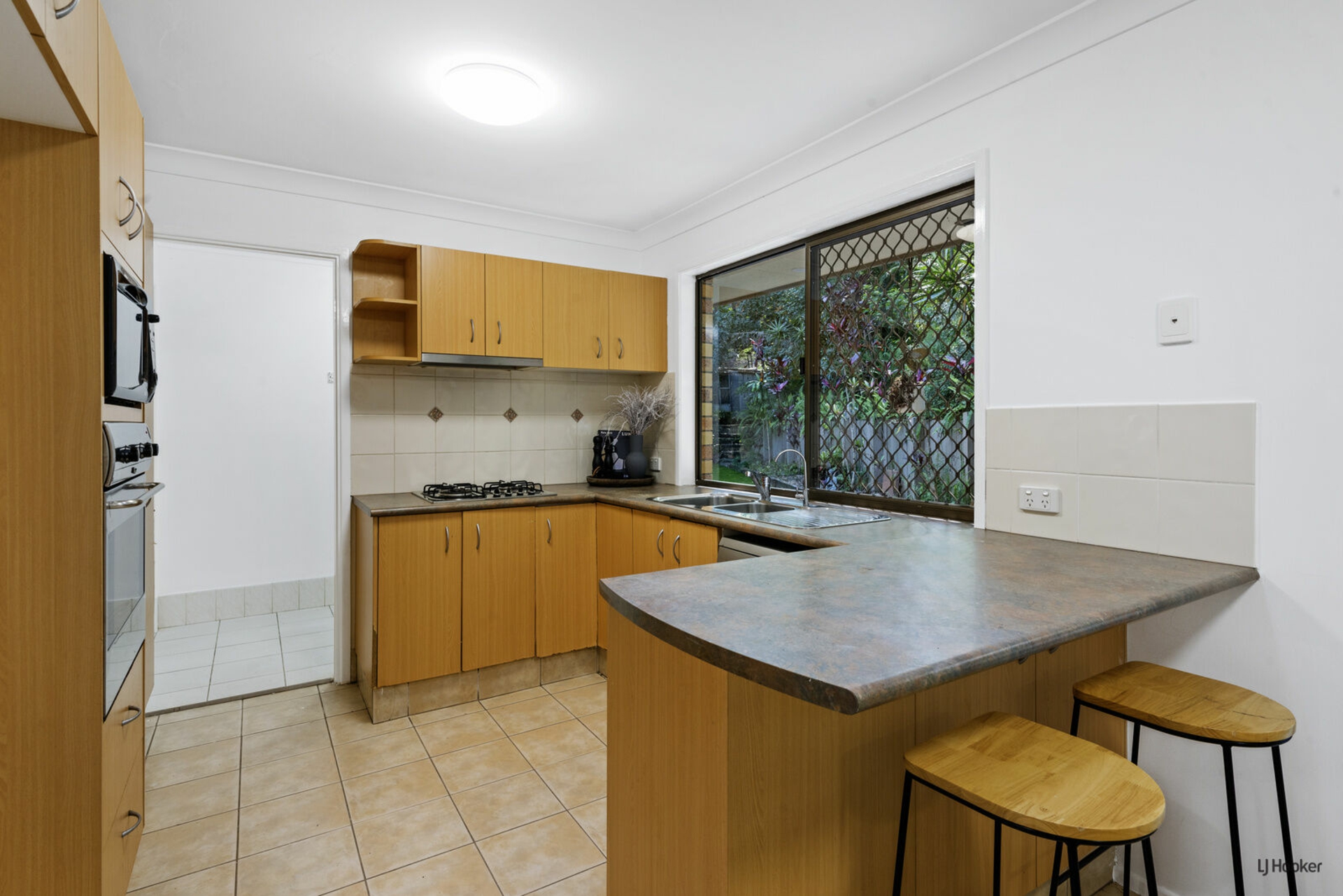 7 Alder Court, CURRUMBIN WATERS