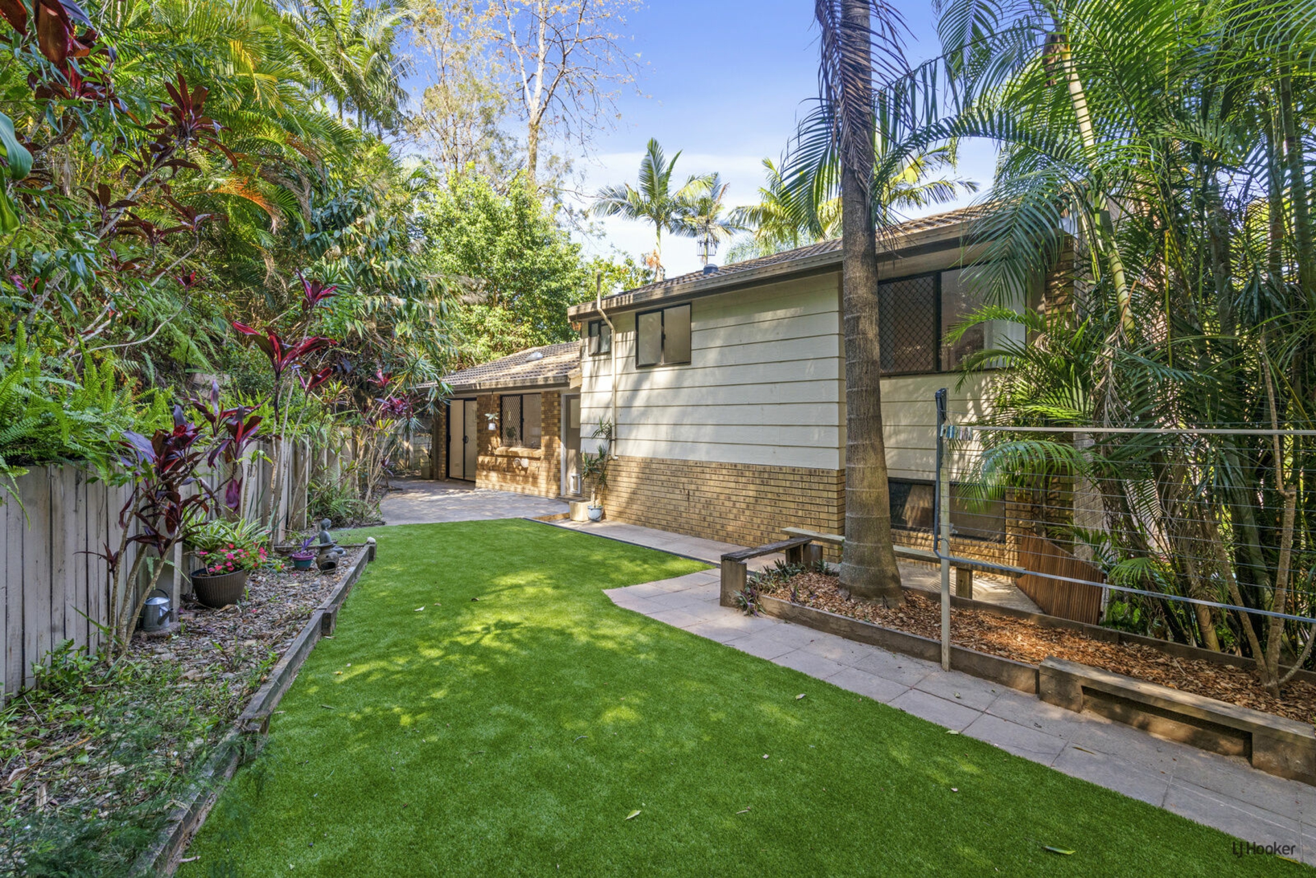 7 Alder Court, CURRUMBIN WATERS