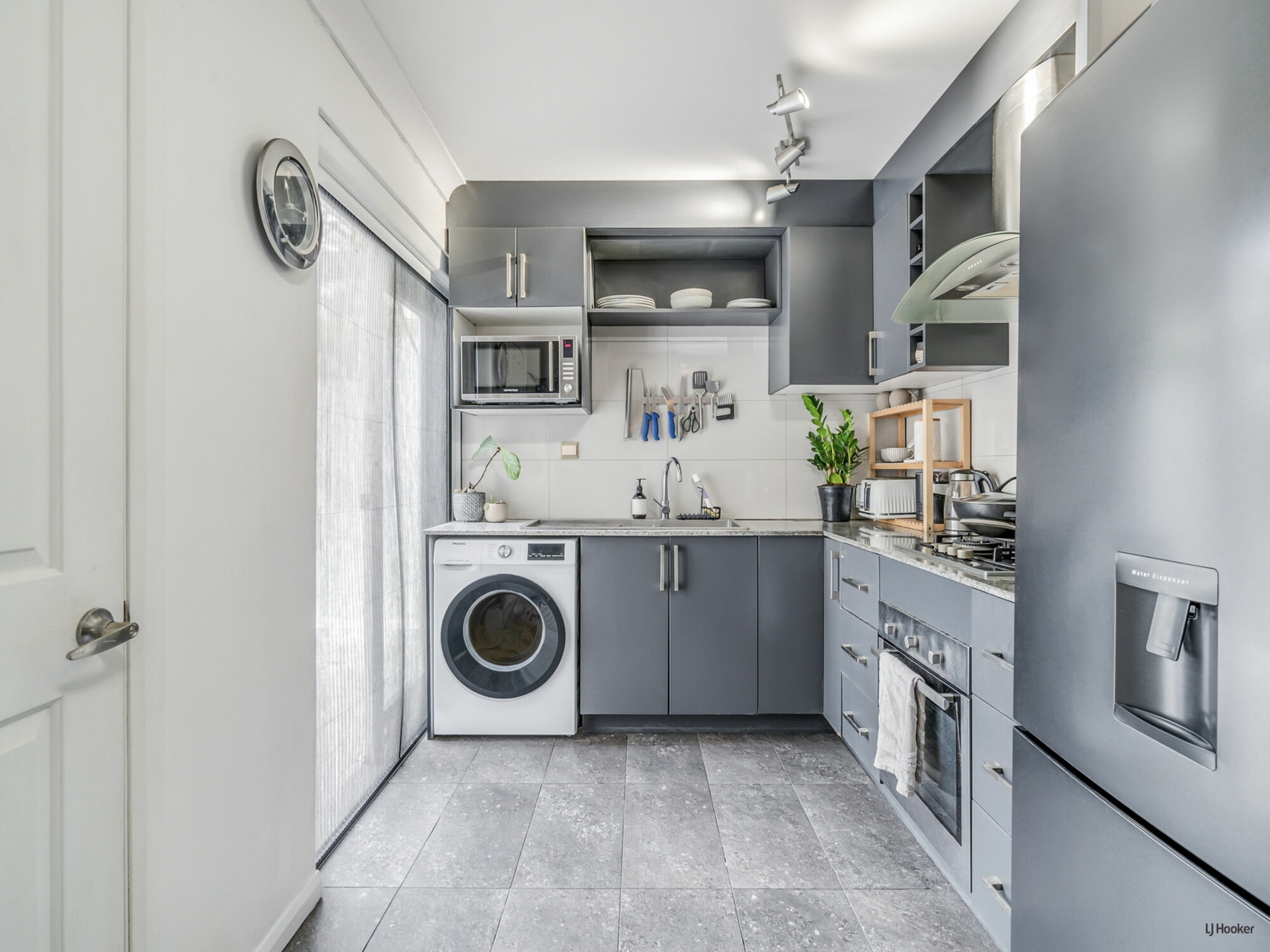 2/28 Murlong Crescent, PALM BEACH