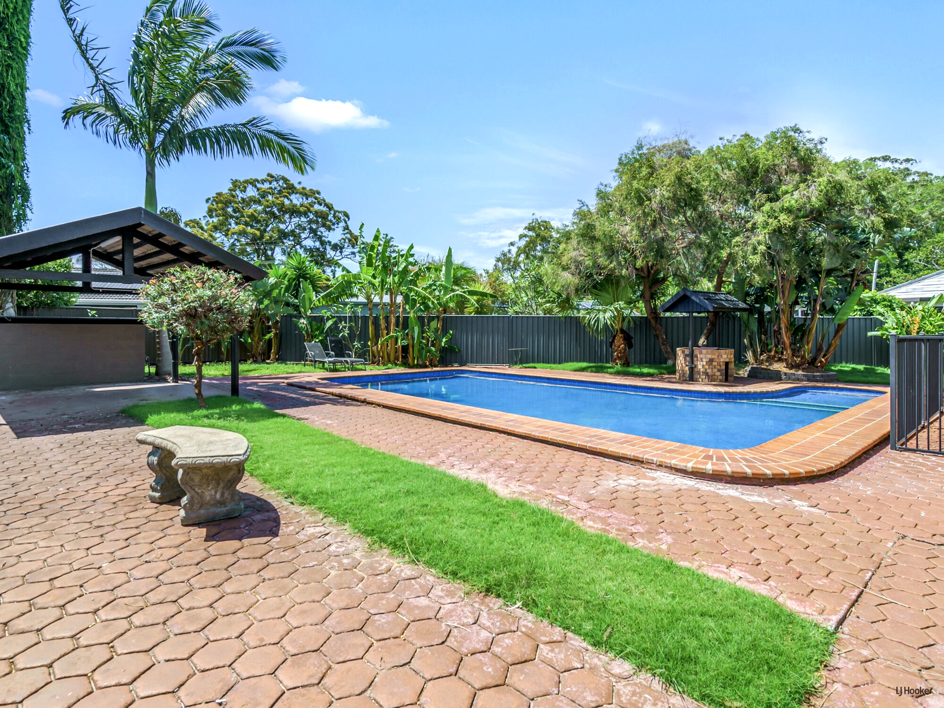 5 Prudhoe Place, CURRUMBIN WATERS
