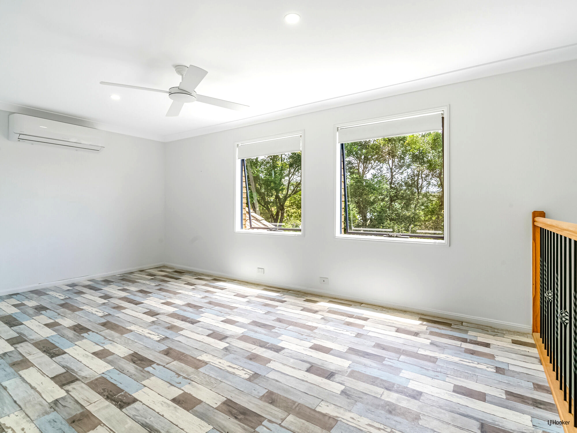 8 Ajax Court, CURRUMBIN WATERS