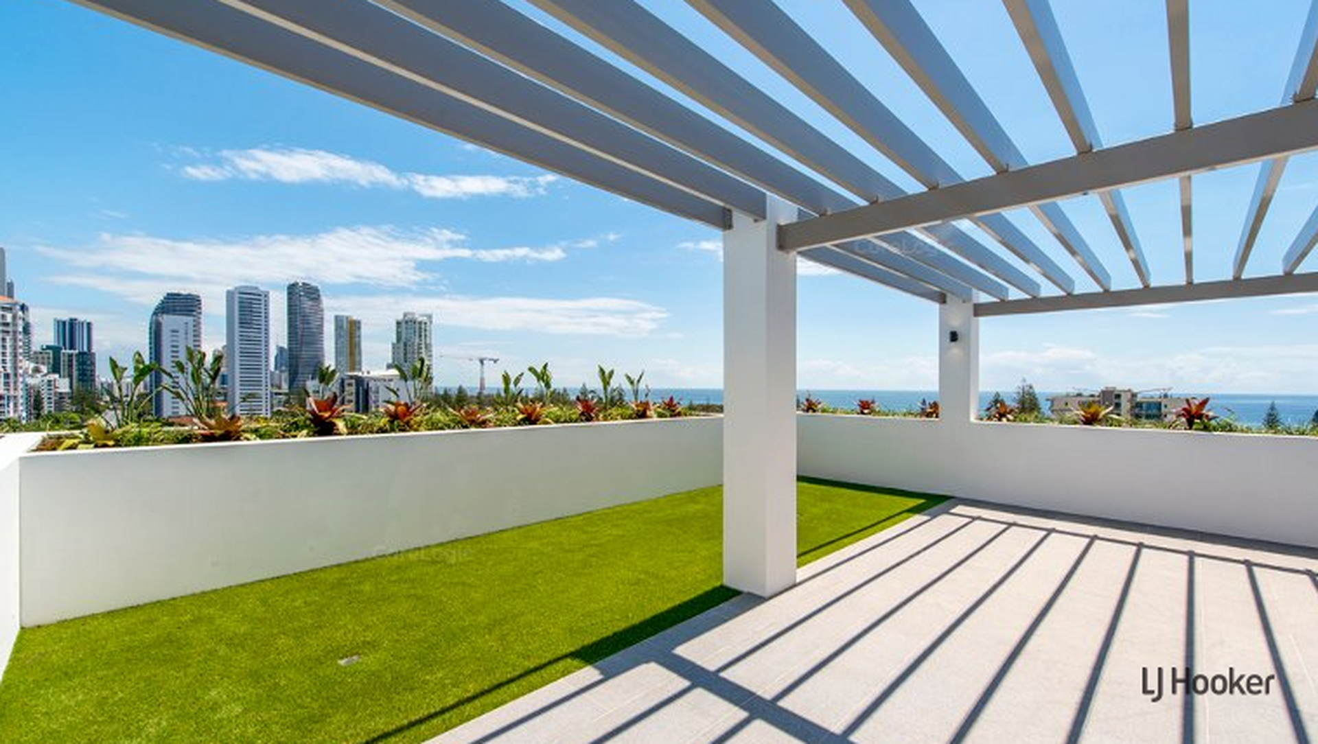 204/51 Peerless Avenue, MERMAID BEACH