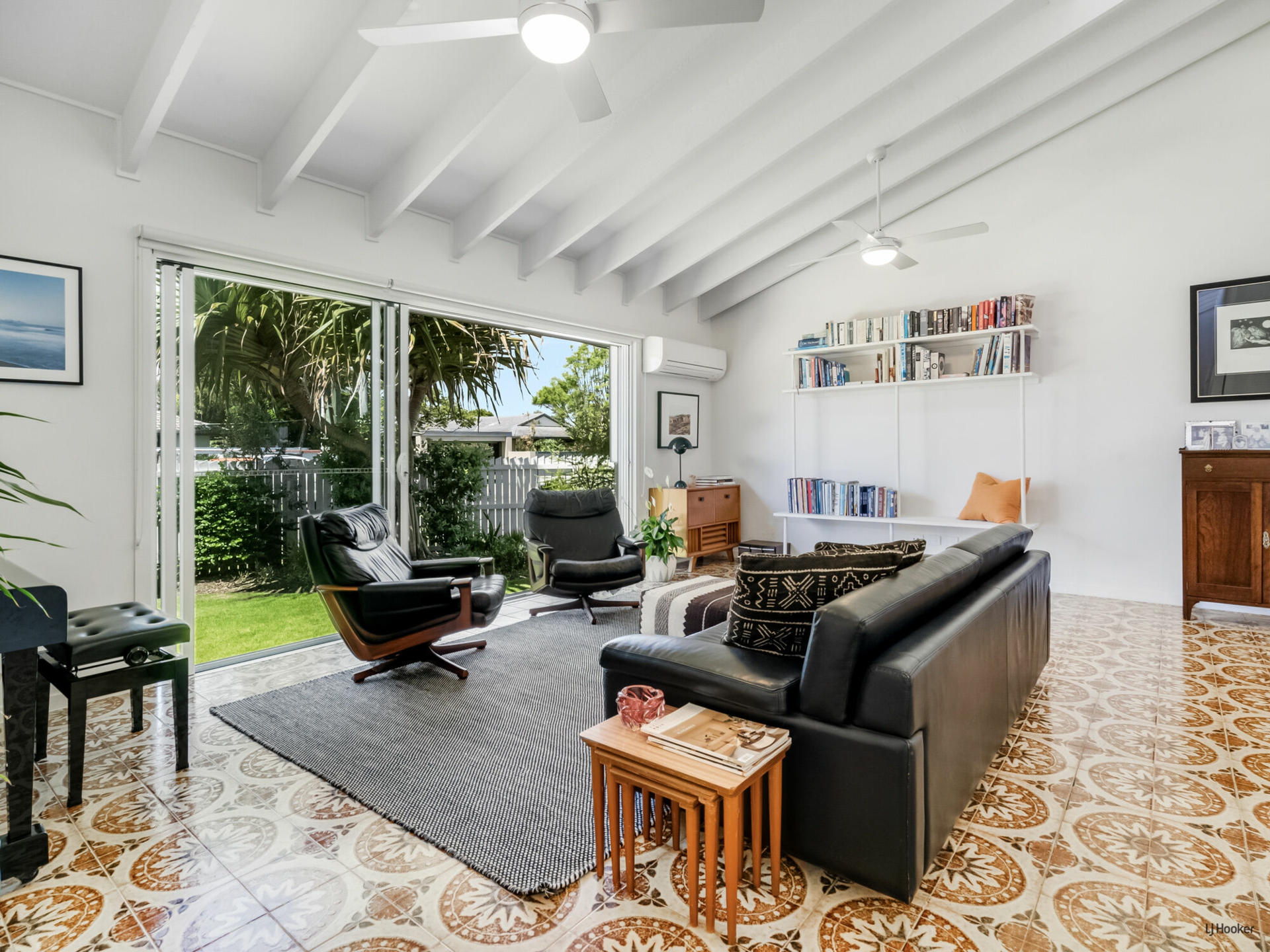 24 Bluejay Street, BURLEIGH WATERS