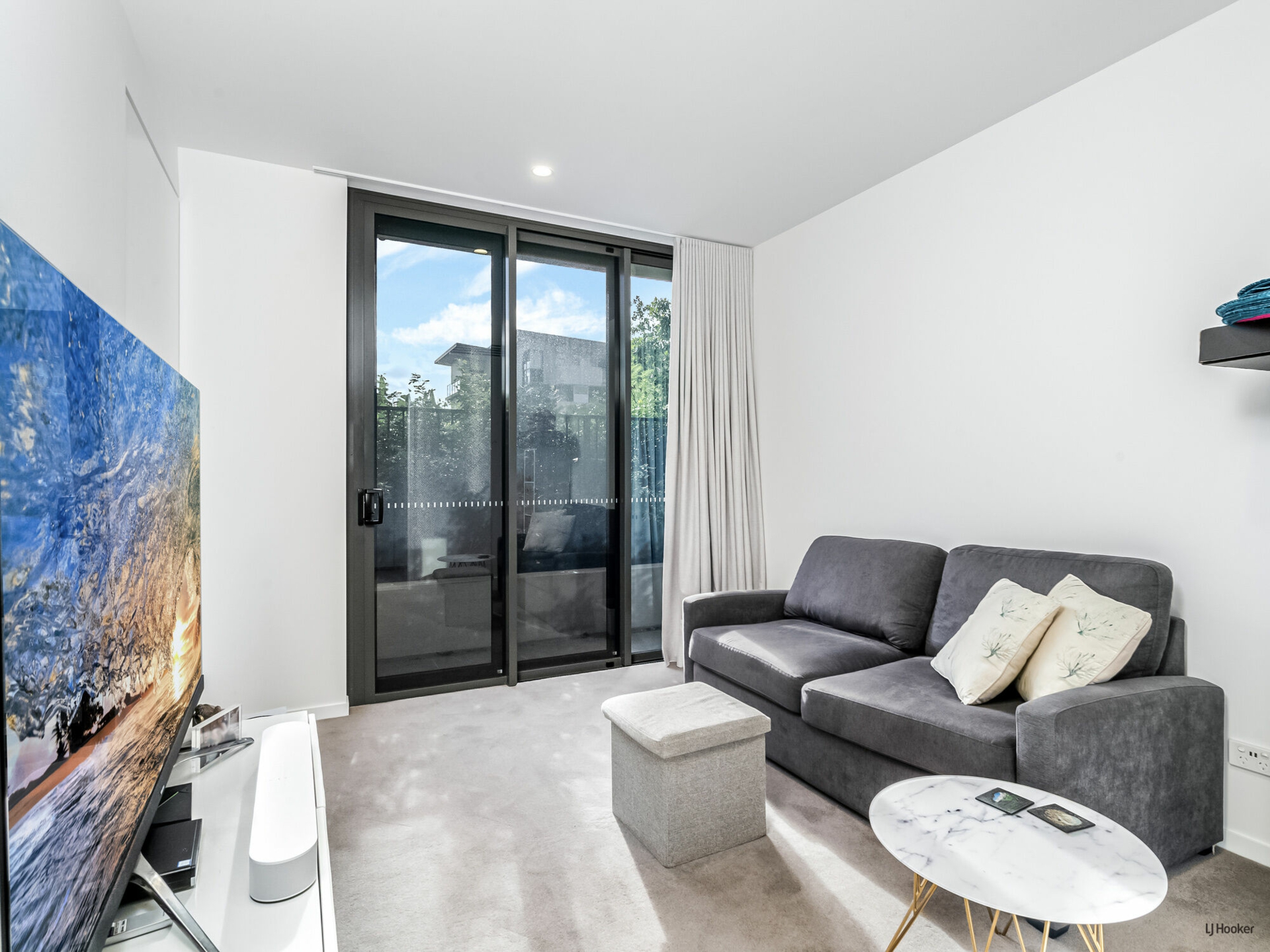 4/20 Executive Drive, BURLEIGH WATERS