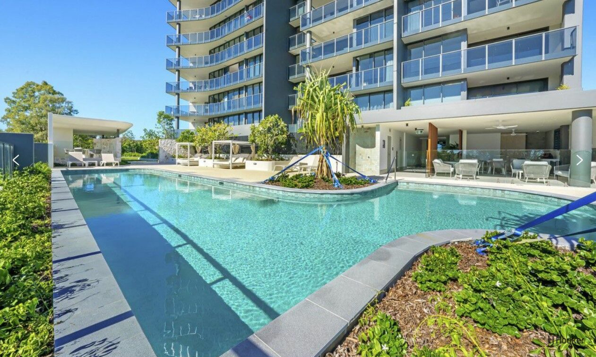 4/20 Executive Drive, BURLEIGH WATERS
