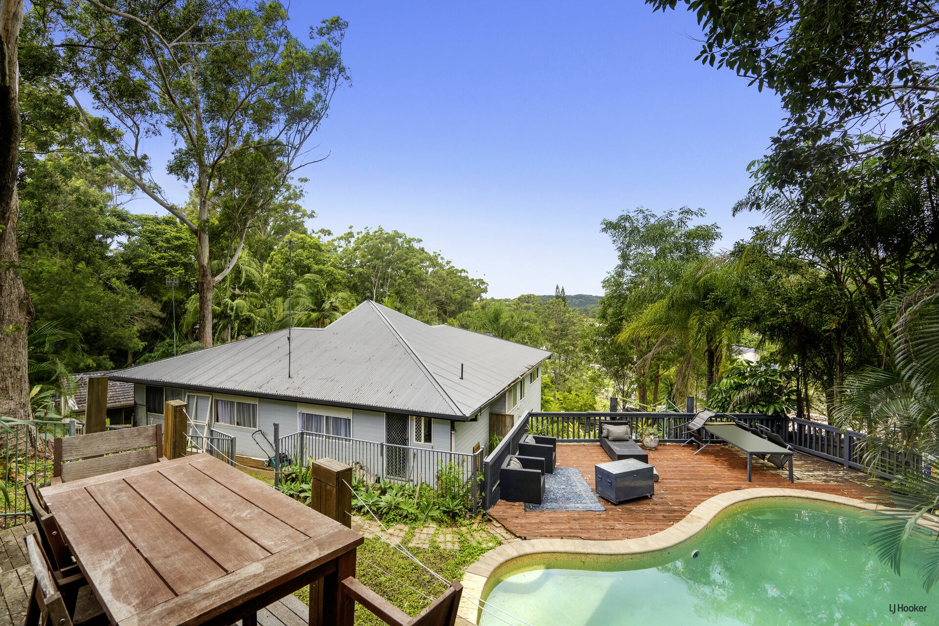 34 Lucania Street, CURRUMBIN WATERS