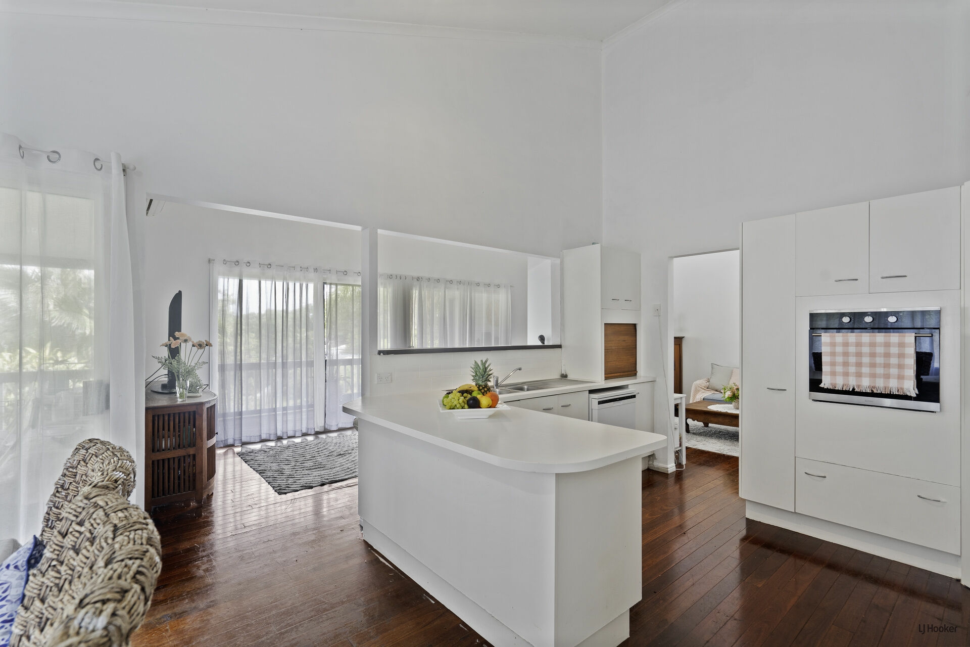 34 Lucania Street, CURRUMBIN WATERS