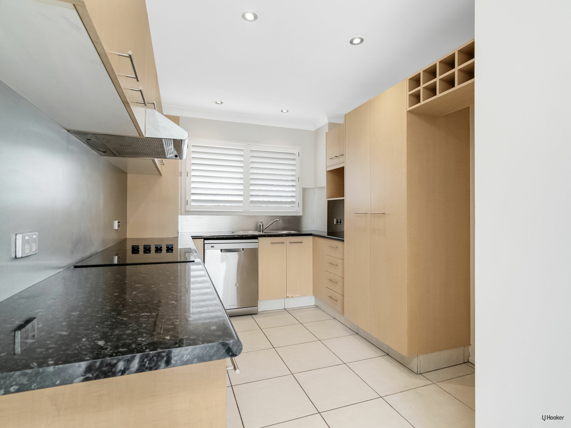 3/10 Wade Street, TUGUN