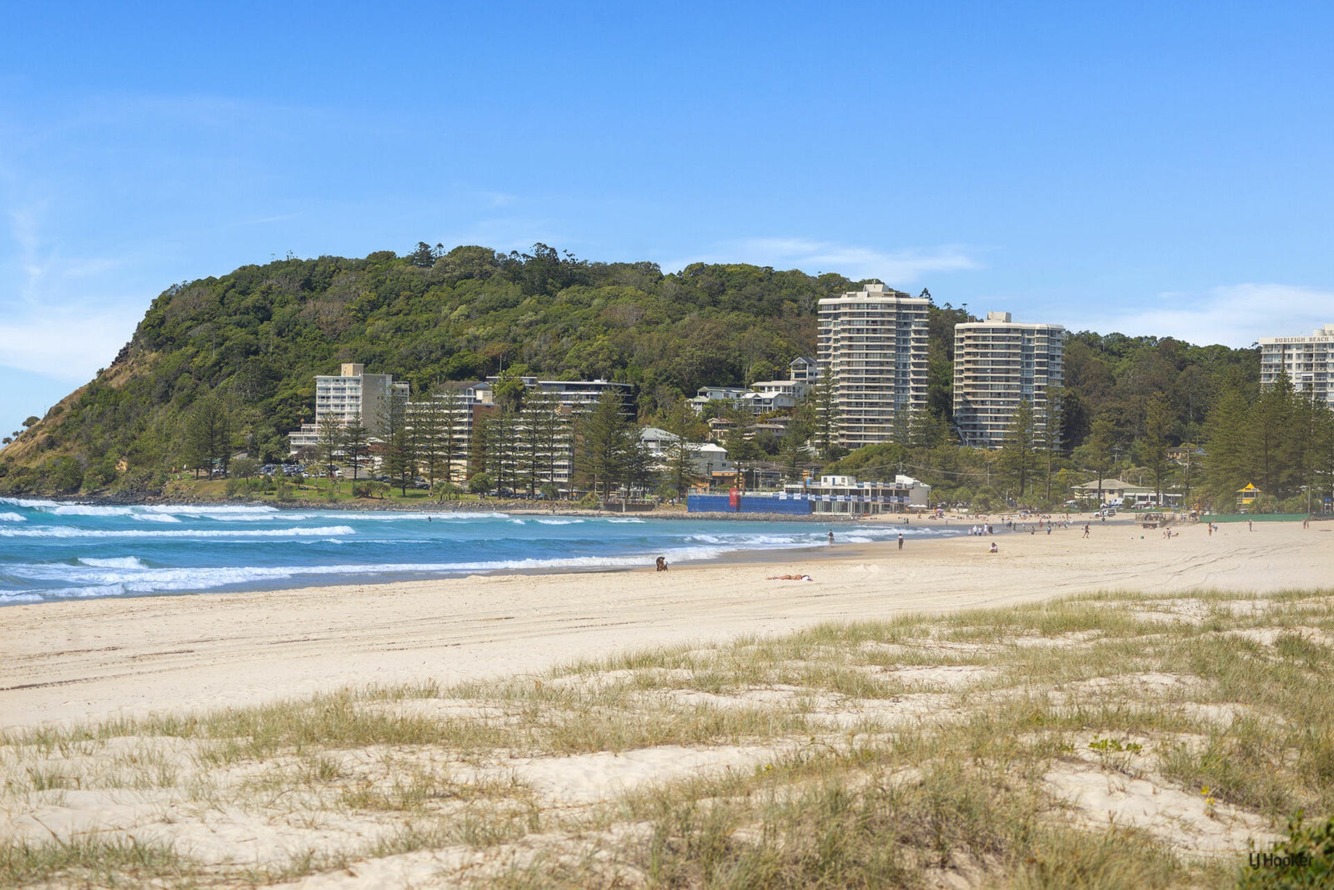 4/1947 Gold Coast Highway, BURLEIGH HEADS