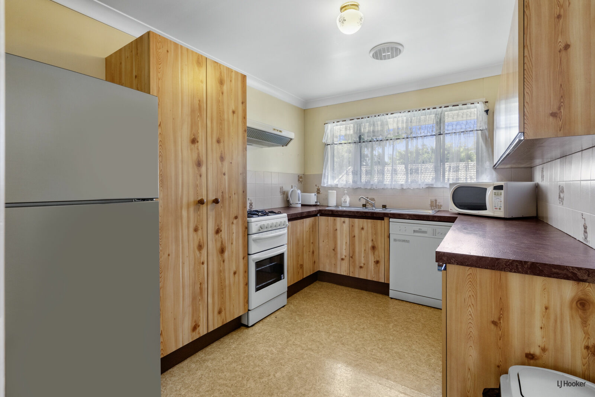 36 Herbert Street, CURRUMBIN WATERS