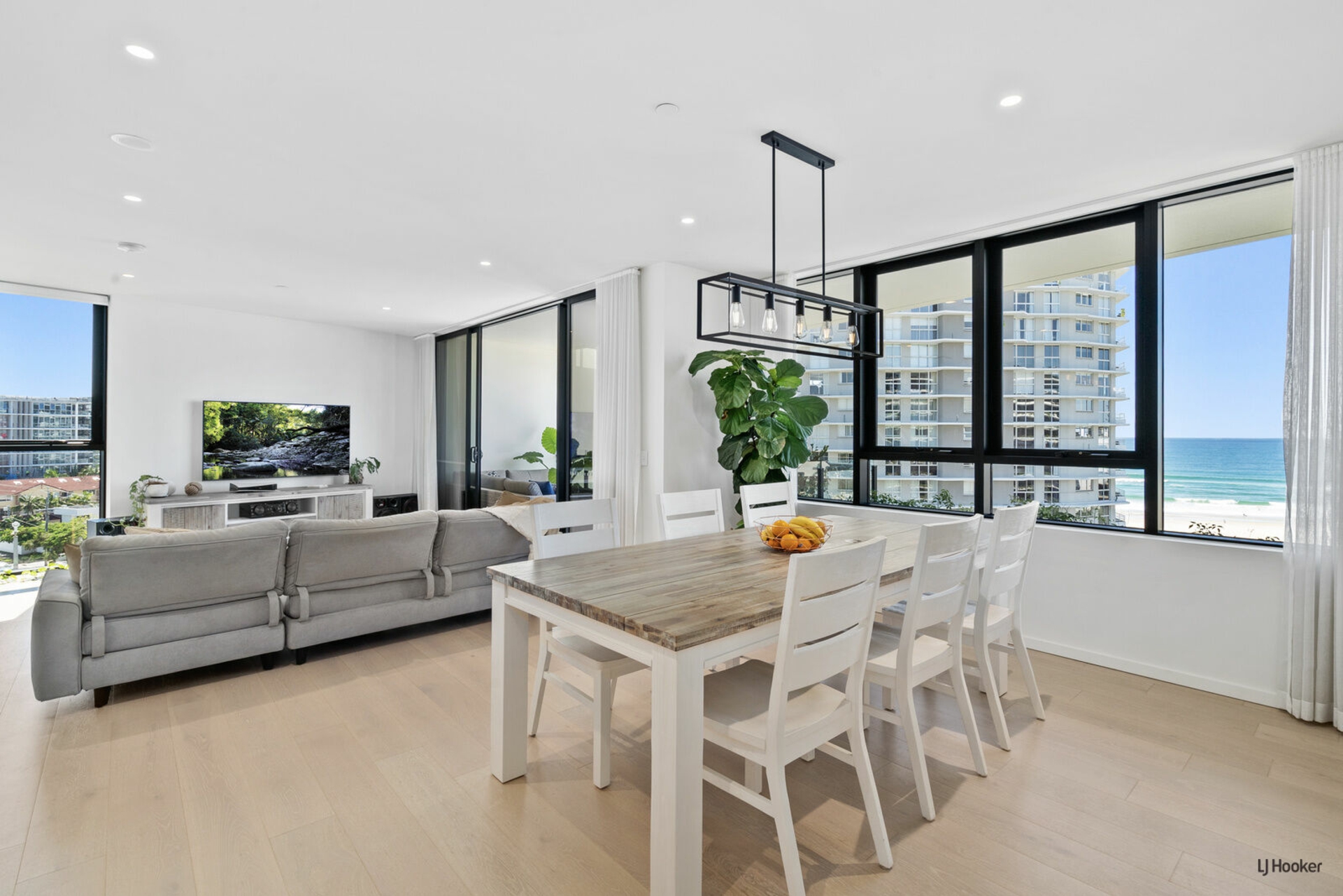 2701/1328 Gold Coast Highway, PALM BEACH