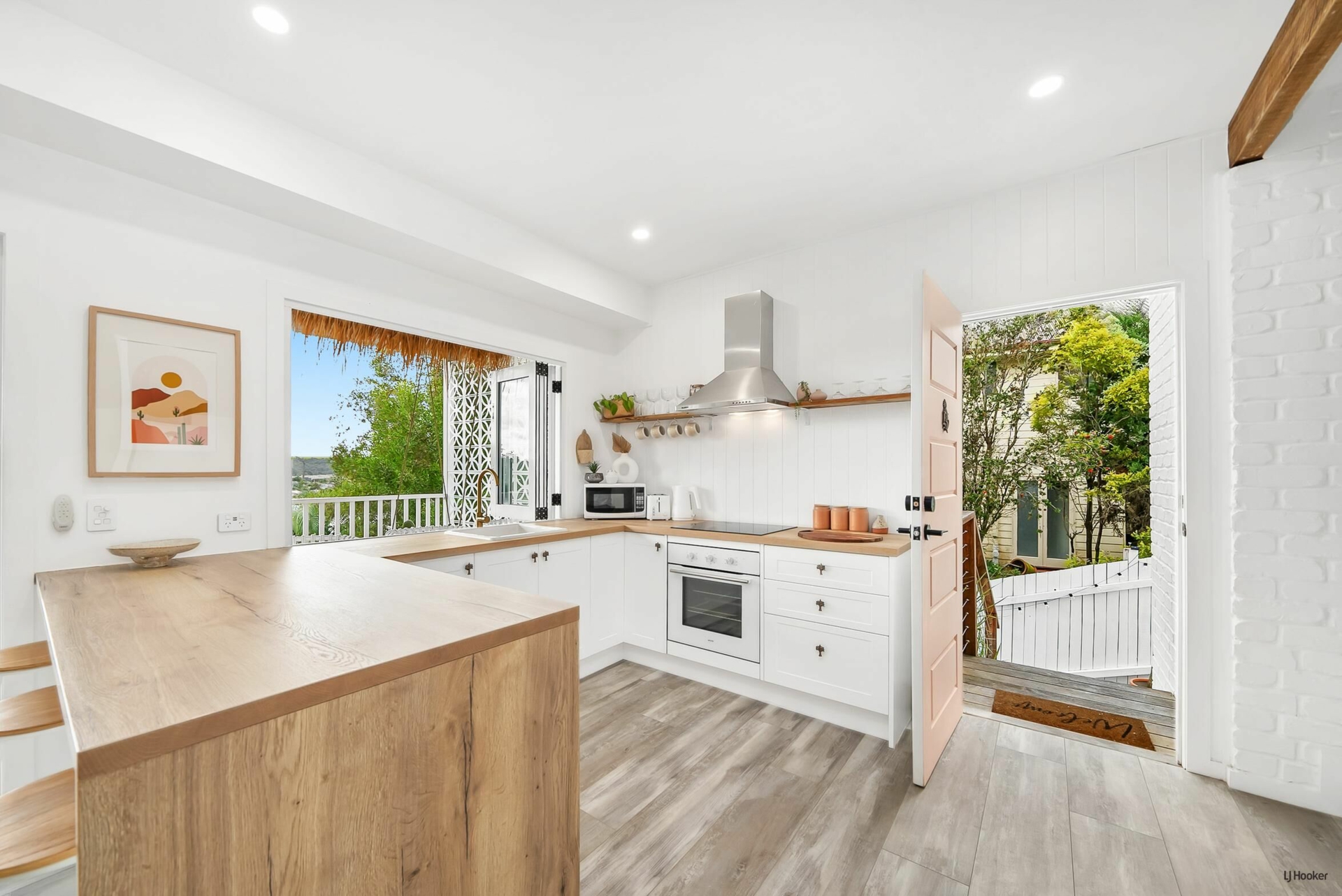 15 Jarrahdale Drive, ELANORA