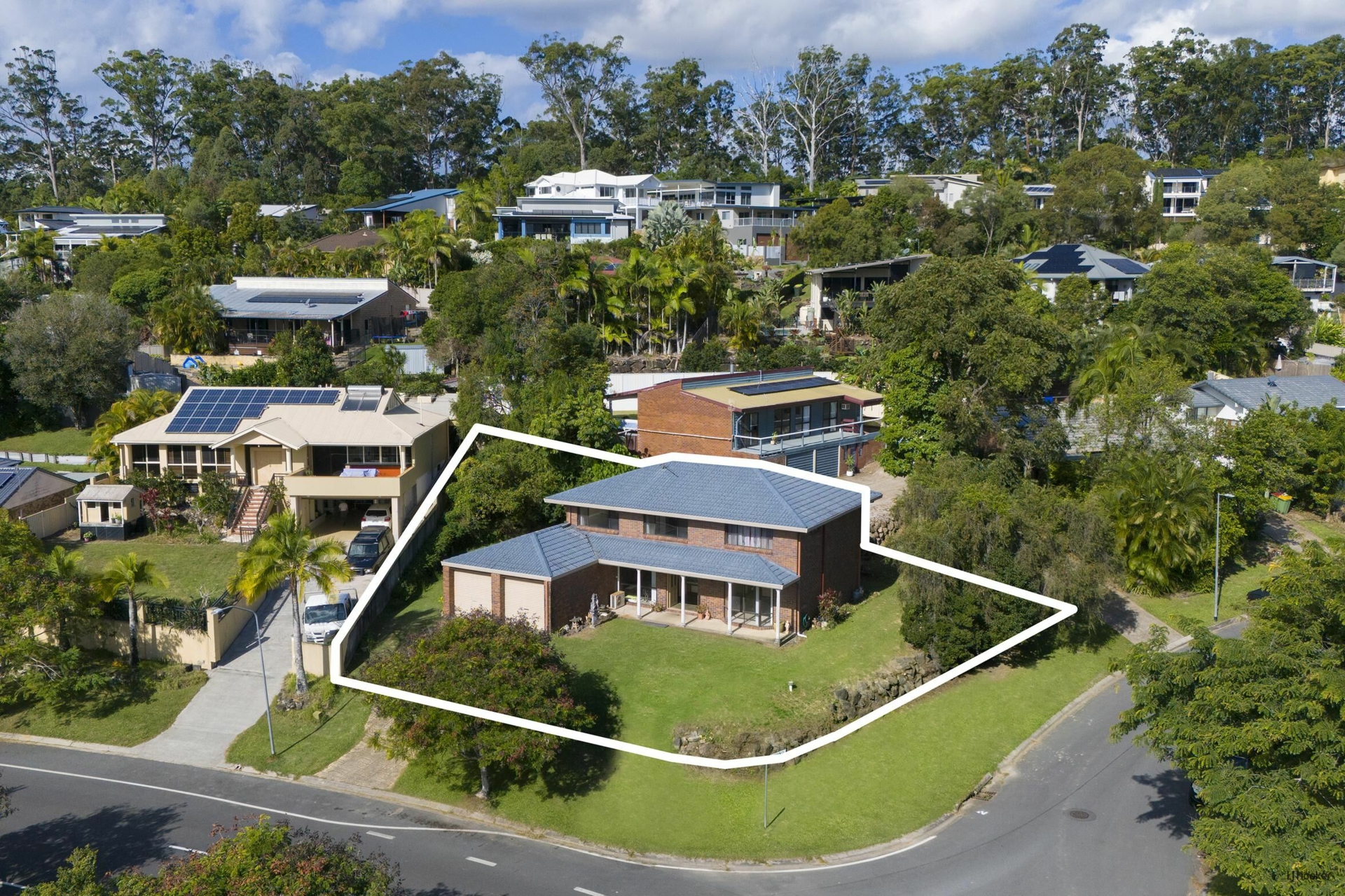 79 Clives Circuit, CURRUMBIN WATERS