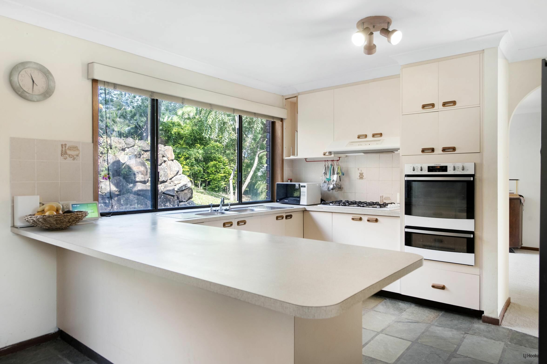 79 Clives Circuit, CURRUMBIN WATERS
