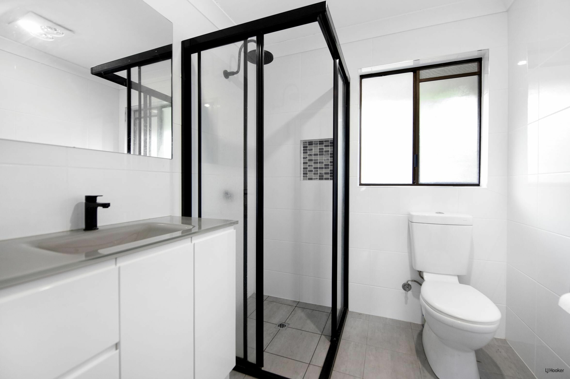 79 Clives Circuit, CURRUMBIN WATERS