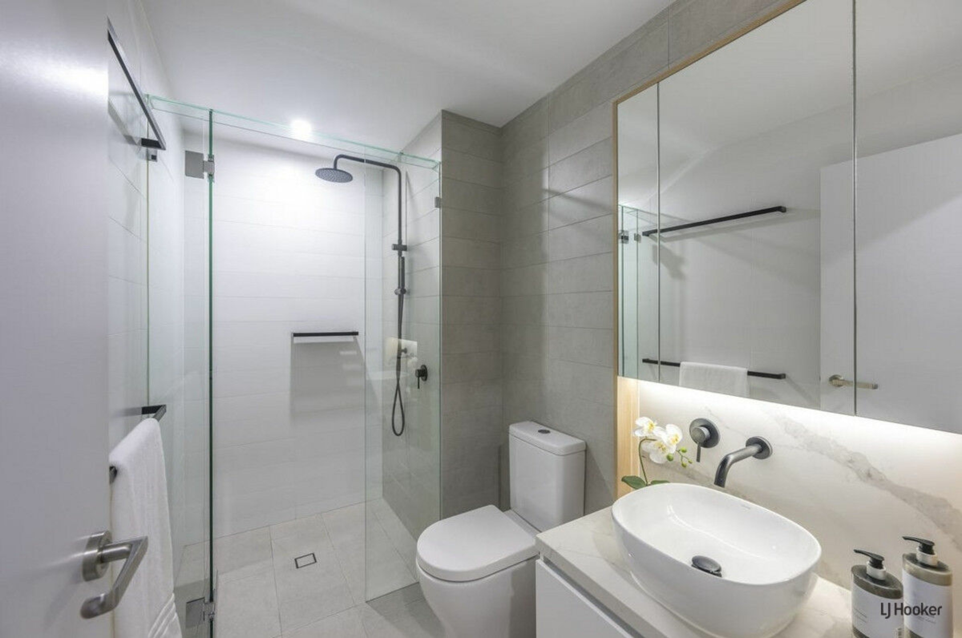 405/10 Third Avenue, PALM BEACH