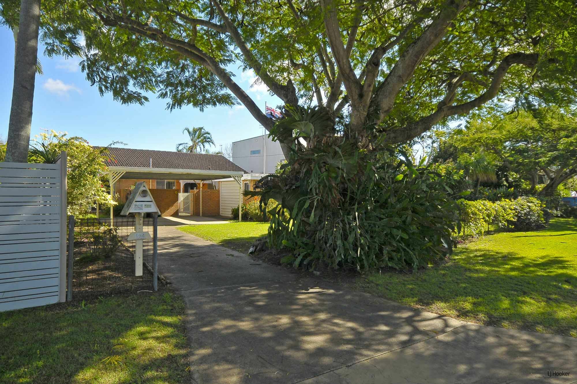 194 Tahiti Avenue, PALM BEACH