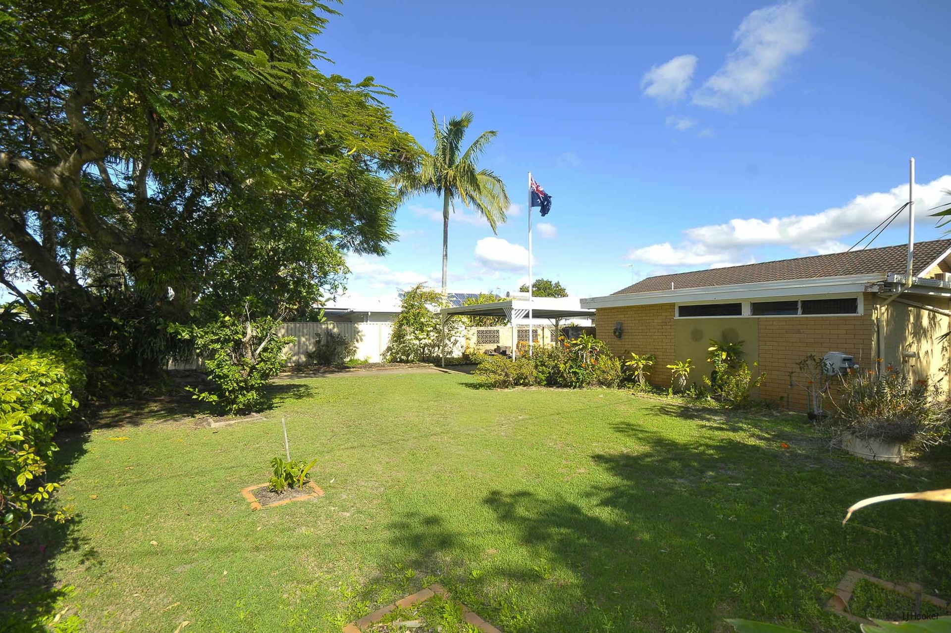 194 Tahiti Avenue, PALM BEACH