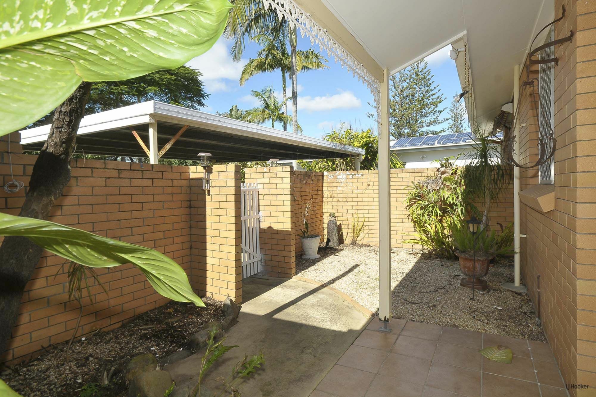 194 Tahiti Avenue, PALM BEACH