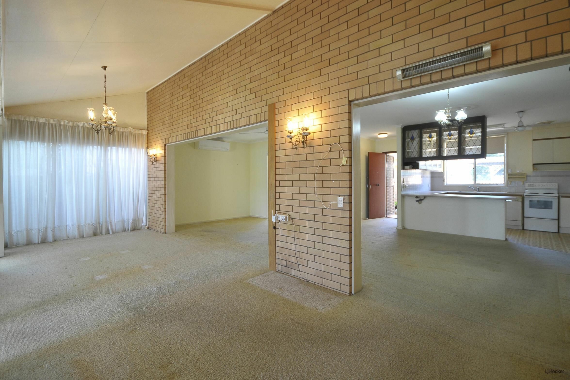 194 Tahiti Avenue, PALM BEACH
