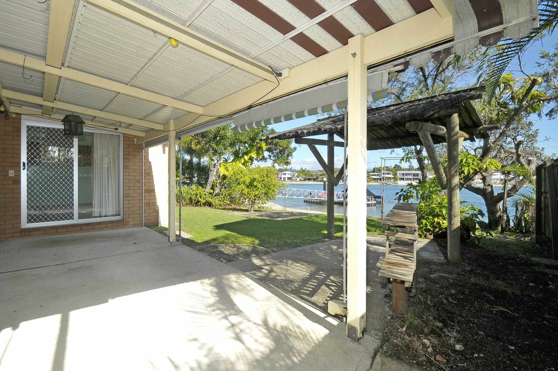 194 Tahiti Avenue, PALM BEACH