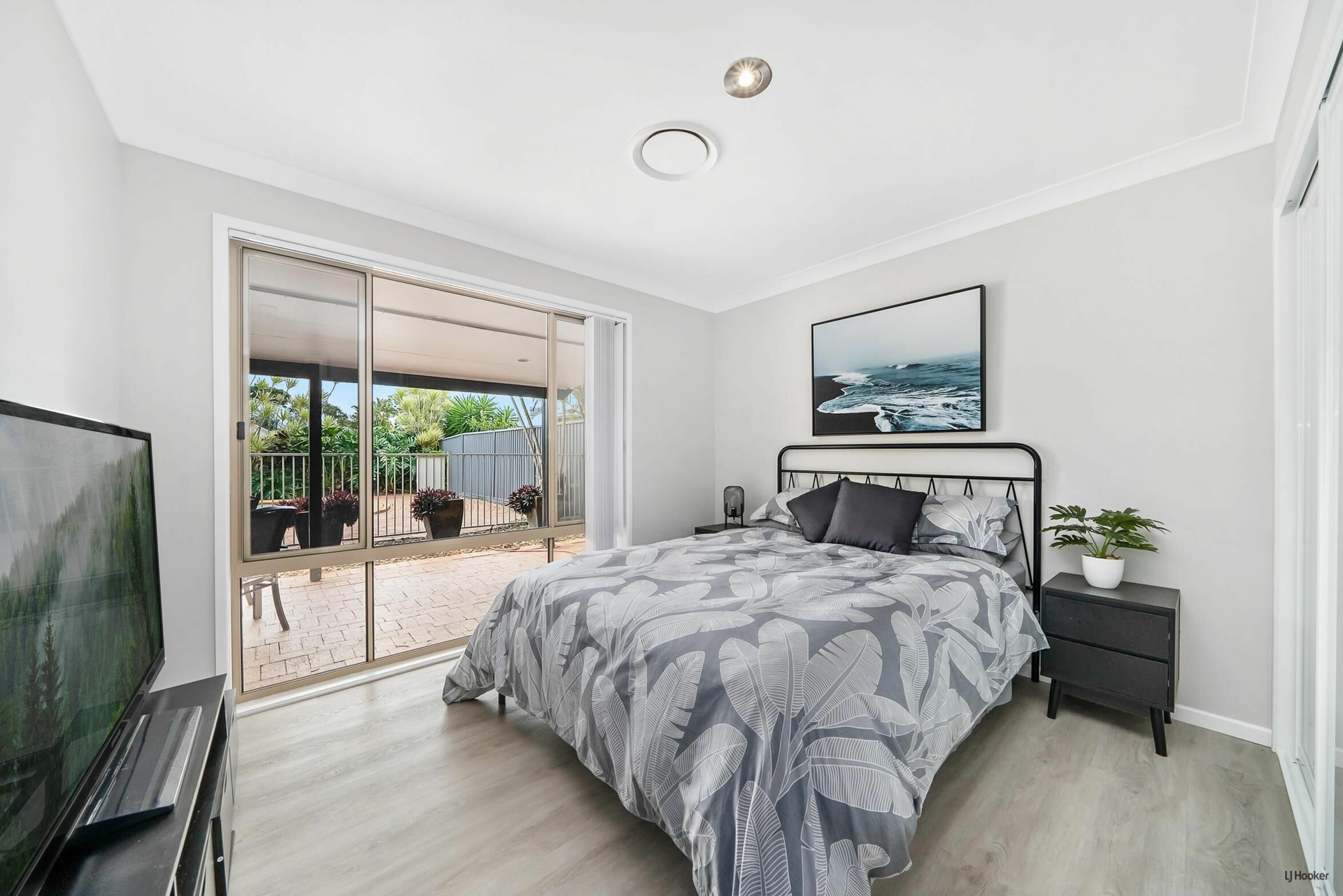 2 Avocado Street, ELANORA